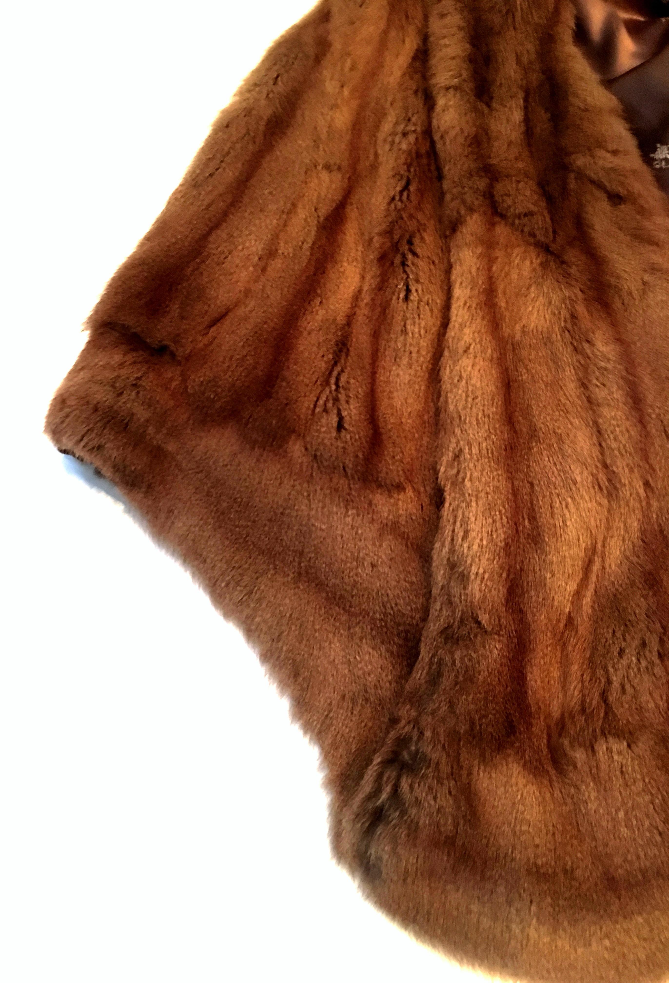 Mid-20th Century Whiskey Dyed Rabbit Fur Stole Capelet By, Polsky's In Good Condition In West Palm Beach, FL