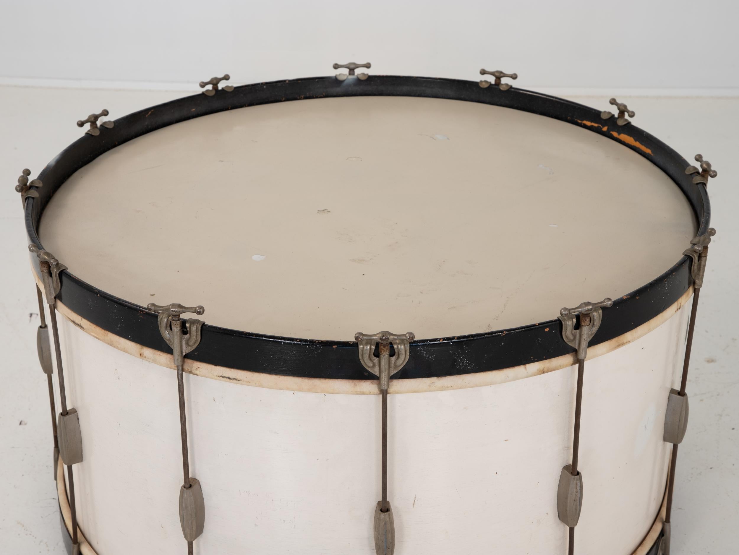 Mid 20th Century White Drum In Good Condition For Sale In South Salem, NY