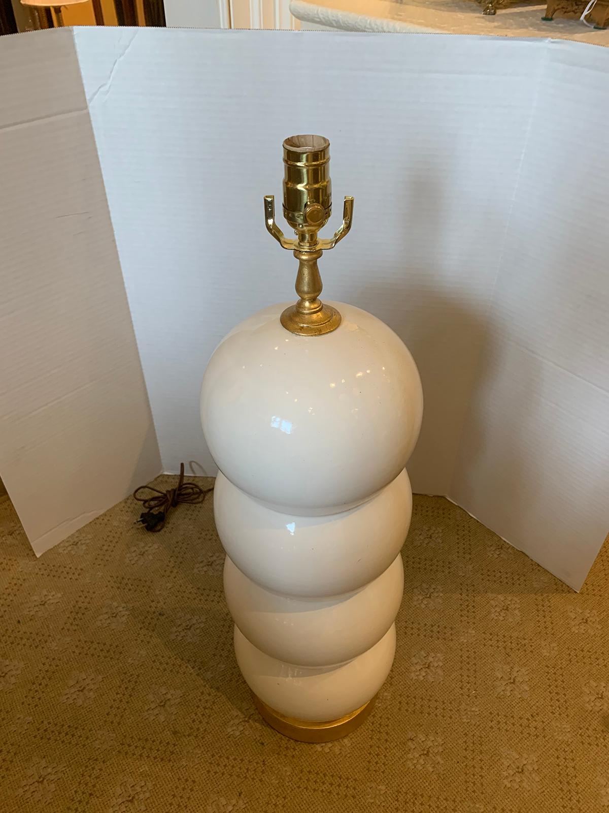 Mitte des 20. Jahrhunderts Weiß glasierte Blase Lampe auf Custom Giltwood Basis im Angebot 7