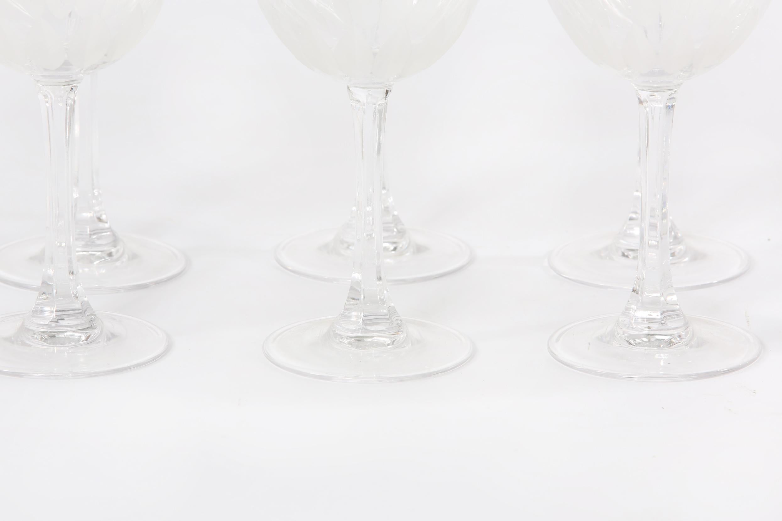 Vase für Wein oder Tafelaufsatz aus der Mitte des 20. Jahrhunderts (Geschliffenes Glas) im Angebot
