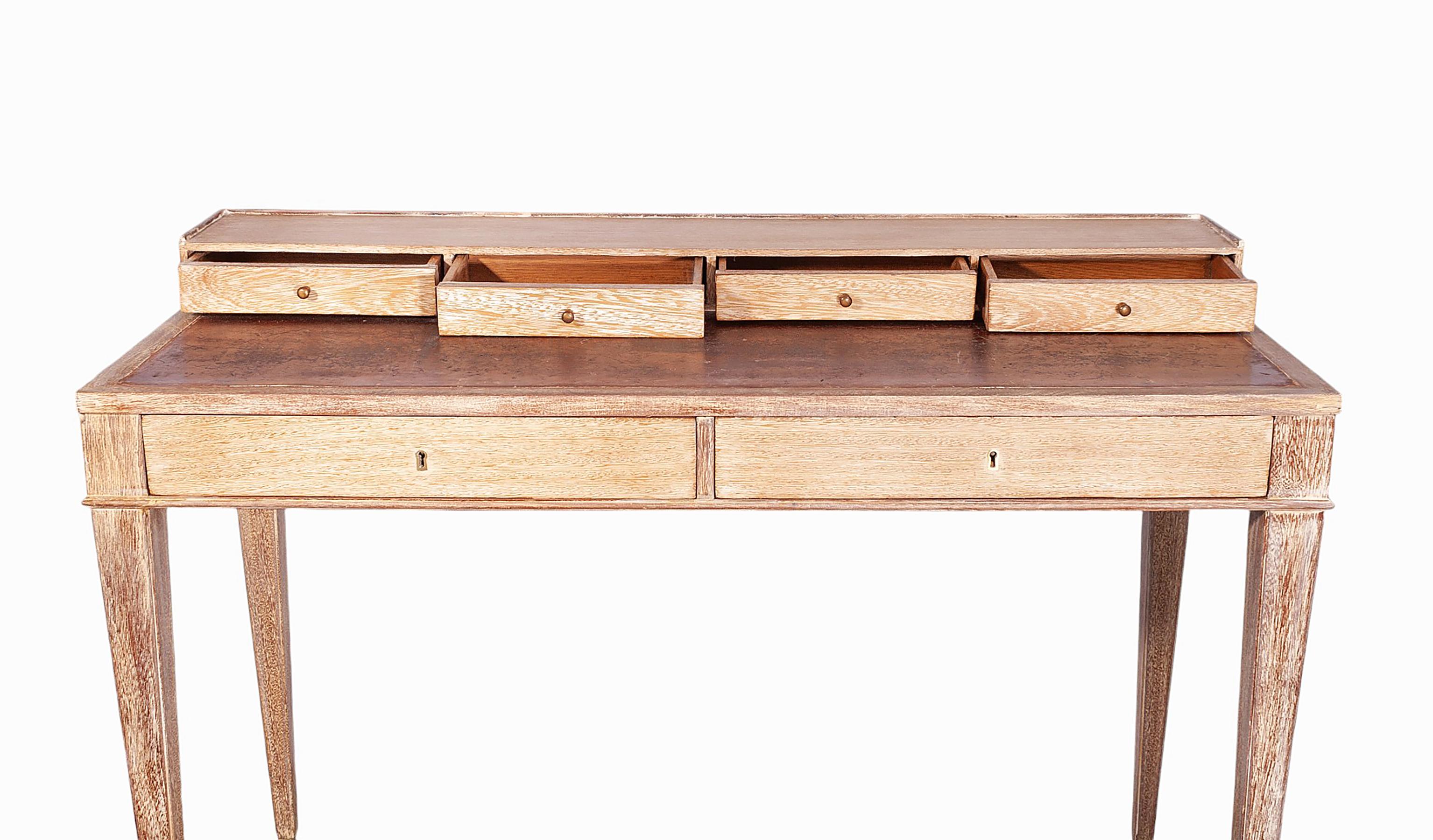 Cuir Bureau Gradin/table de bureau à écrire de Jean-Michel Frank, milieu du 20e siècle en vente