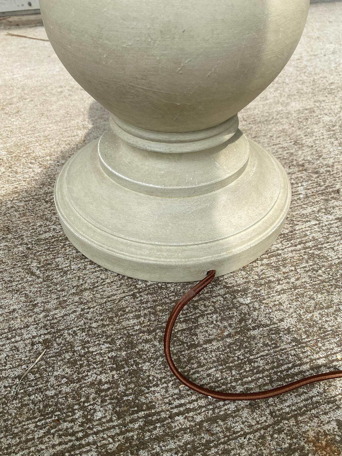 Mid-20th Century Wood Lamp, Custom Finish For Sale 7
