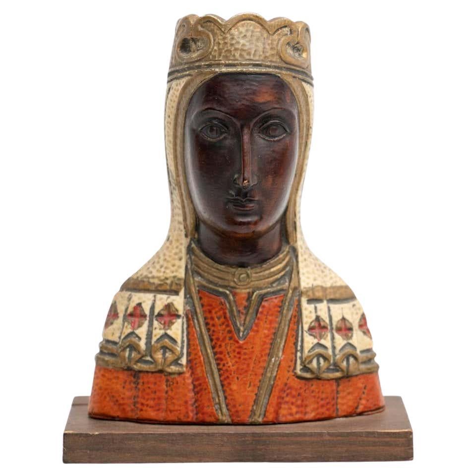 Mid-20th century traditional Spanish 'Montserrat' virgin statue made of wood.
Made in Barcelona, Spain.

In original condition, with minor wear consistent with age and use, preserving a beautiful patina.

Materials:
Wood.