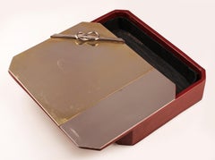 Caja de madera de mediados del siglo XX con tapa de nudo de plata de la firma francesa Hermès Paris