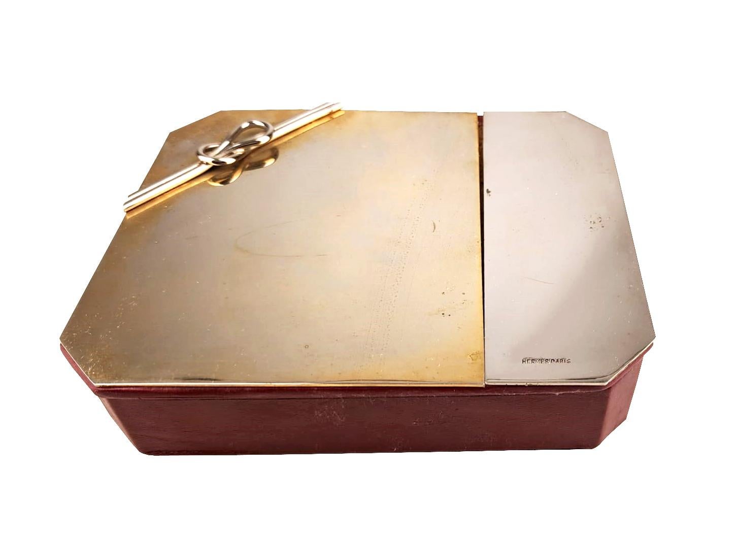 Silvered Mid-20th Century Wooden Box with Silver Knot Lid by the French Firm Hermès Paris For Sale