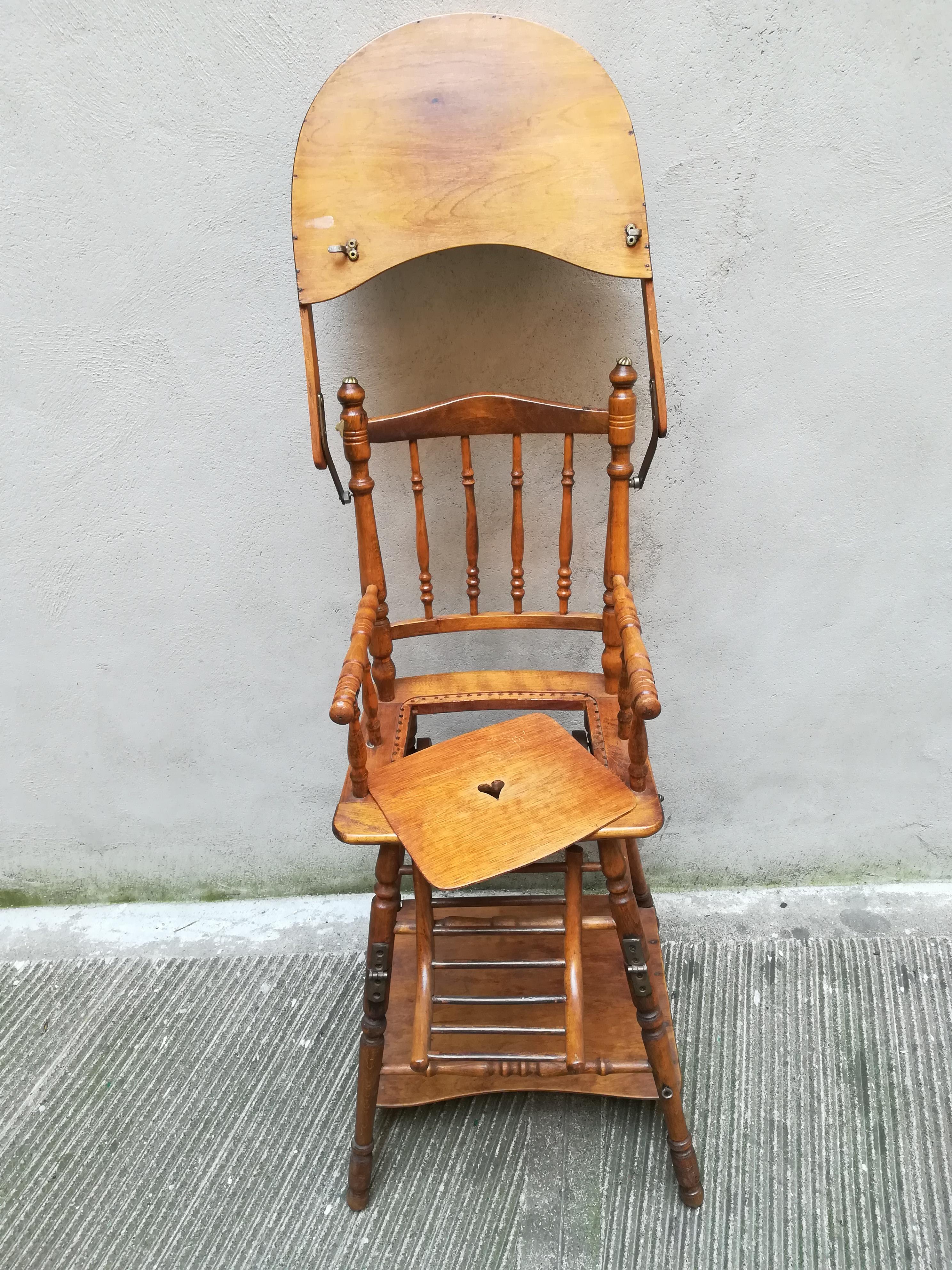 Chaise haute ou Merry-Go-Round française en bois du milieu du 20ème siècle, 1940 en vente 4