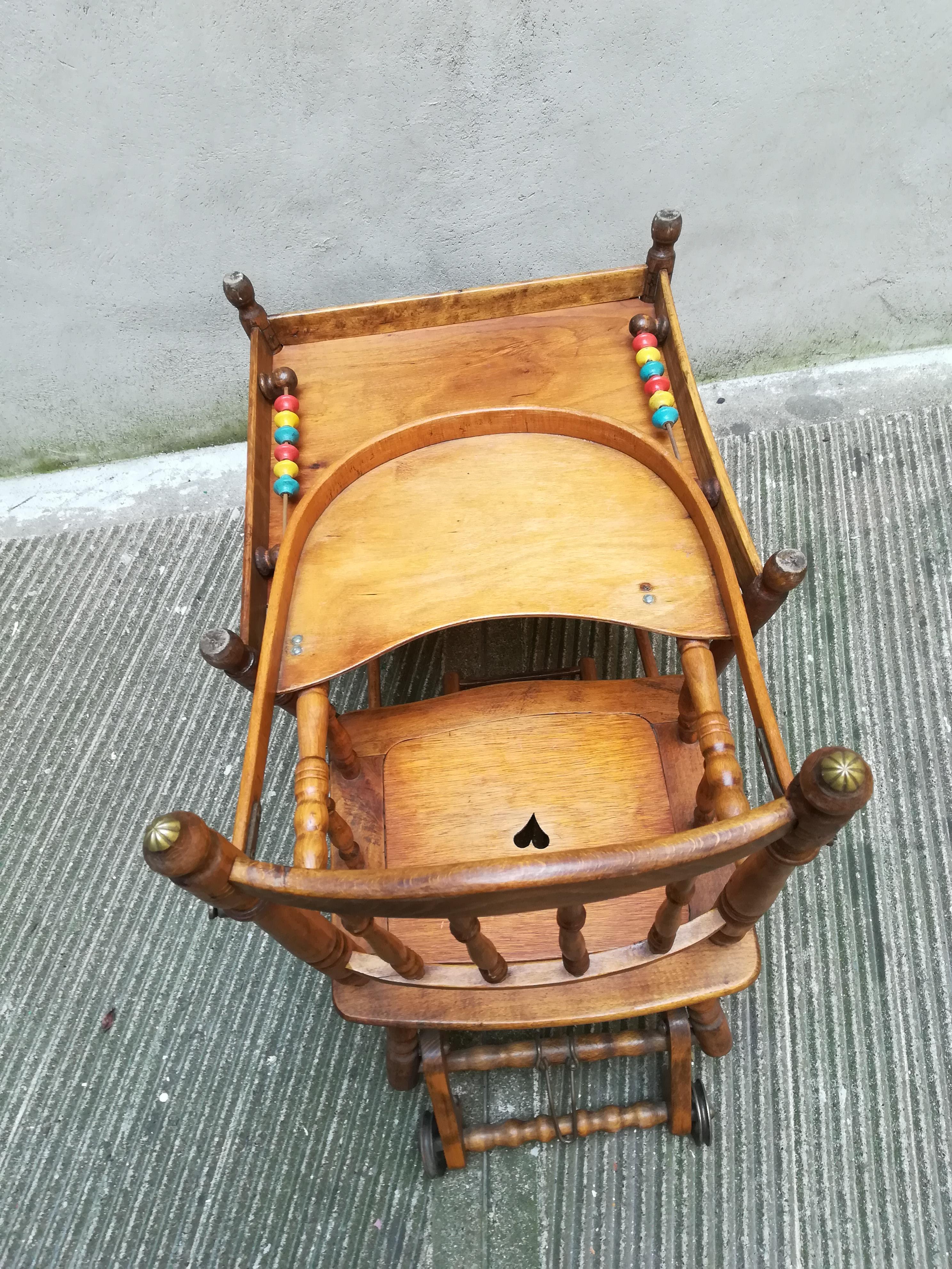 Chaise haute ou Merry-Go-Round française en bois du milieu du 20ème siècle, 1940 en vente 11