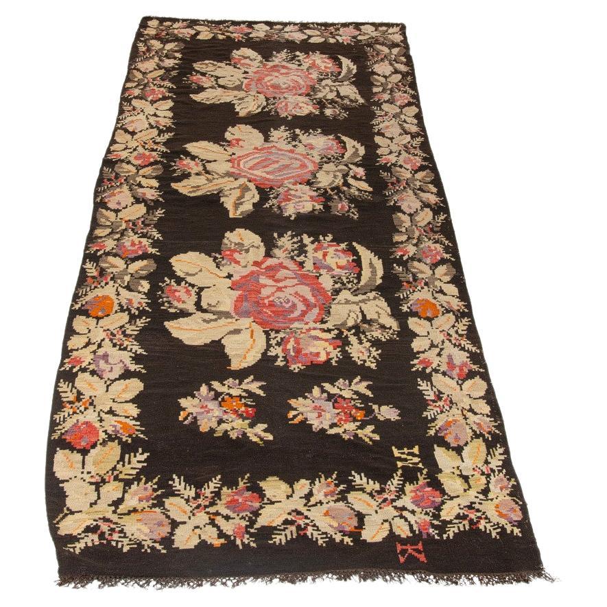  Mid-20th century wool rug For Sale