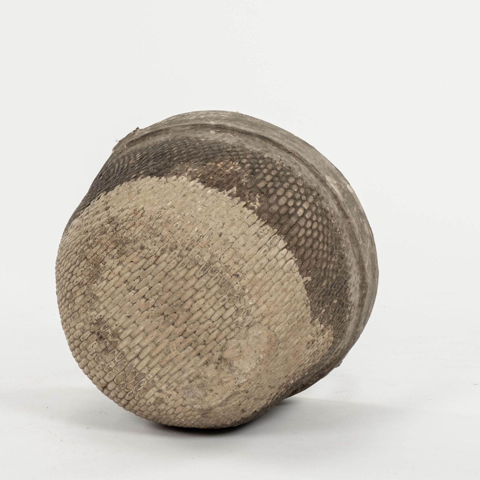 Elm Mid-20th Century Woven Chinese Rice Basket For Sale