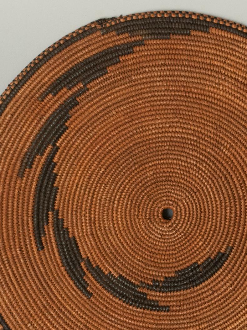 Tribal Mid-20th Century Woven Presentation Plate 'Agakoko', Tutsi People, Rwanda
