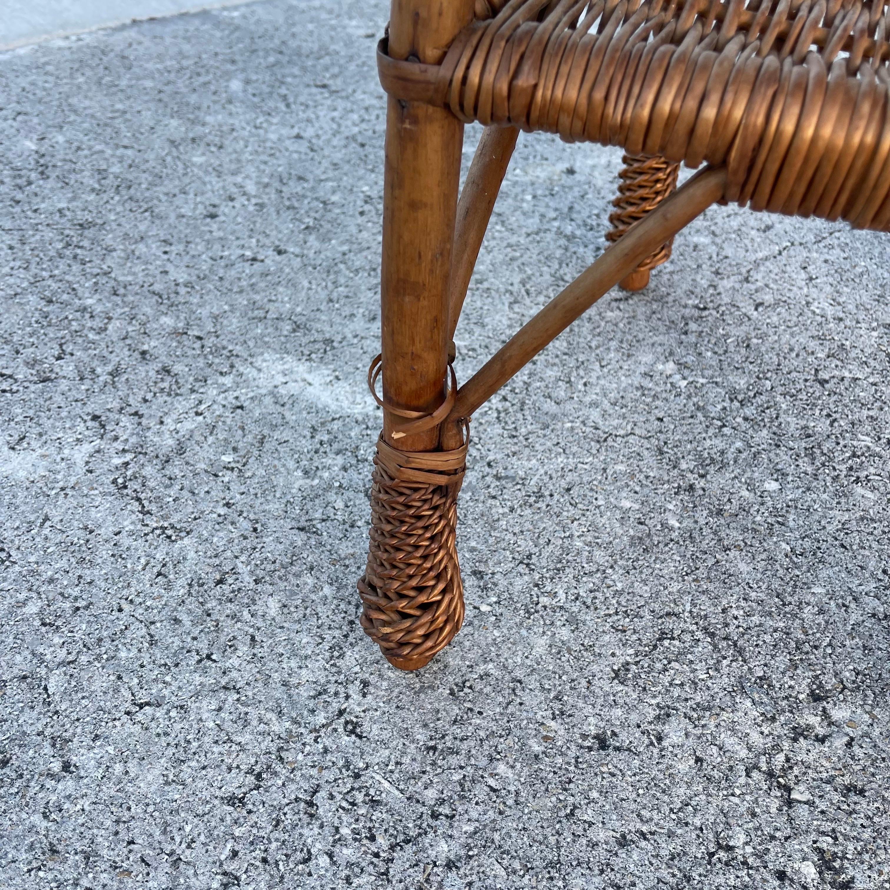 Mid-20th Century Woven Wicker Rattan Side Table For Sale 1
