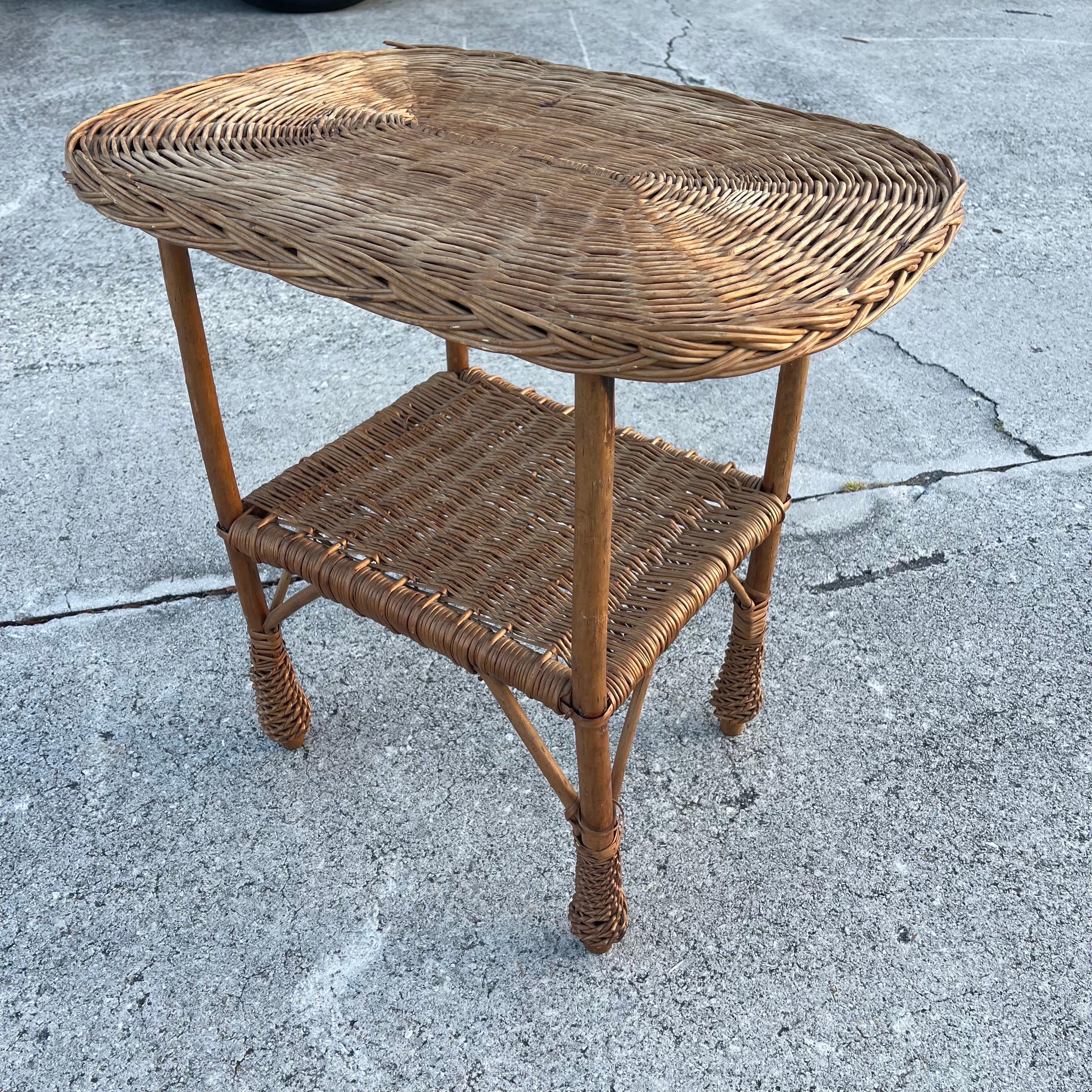 Mid-20th Century Woven Wicker Rattan Side Table For Sale 2