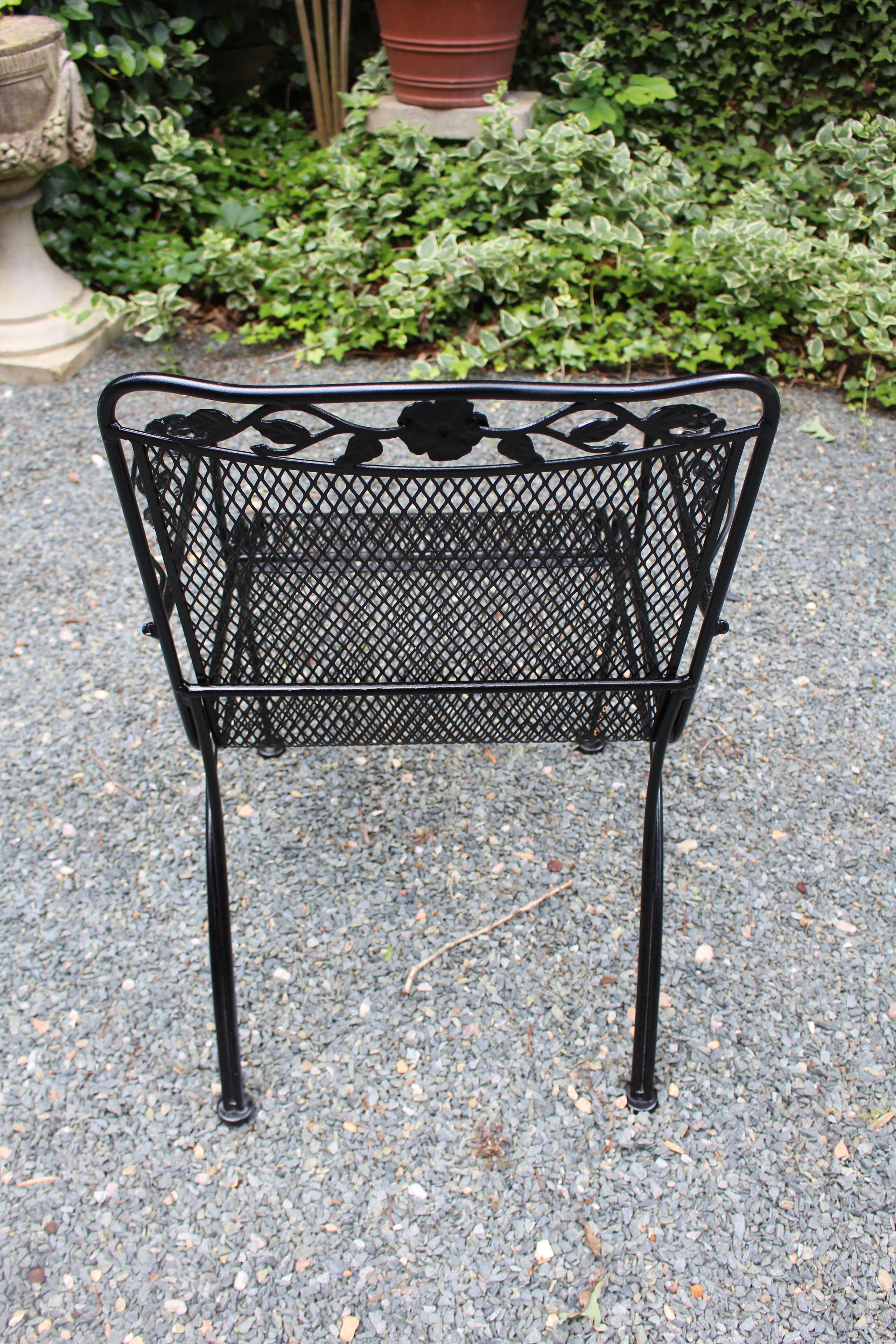 American Mid-20th Century Wrought Iron Arm Chair Attributed to Russell Woodard For Sale