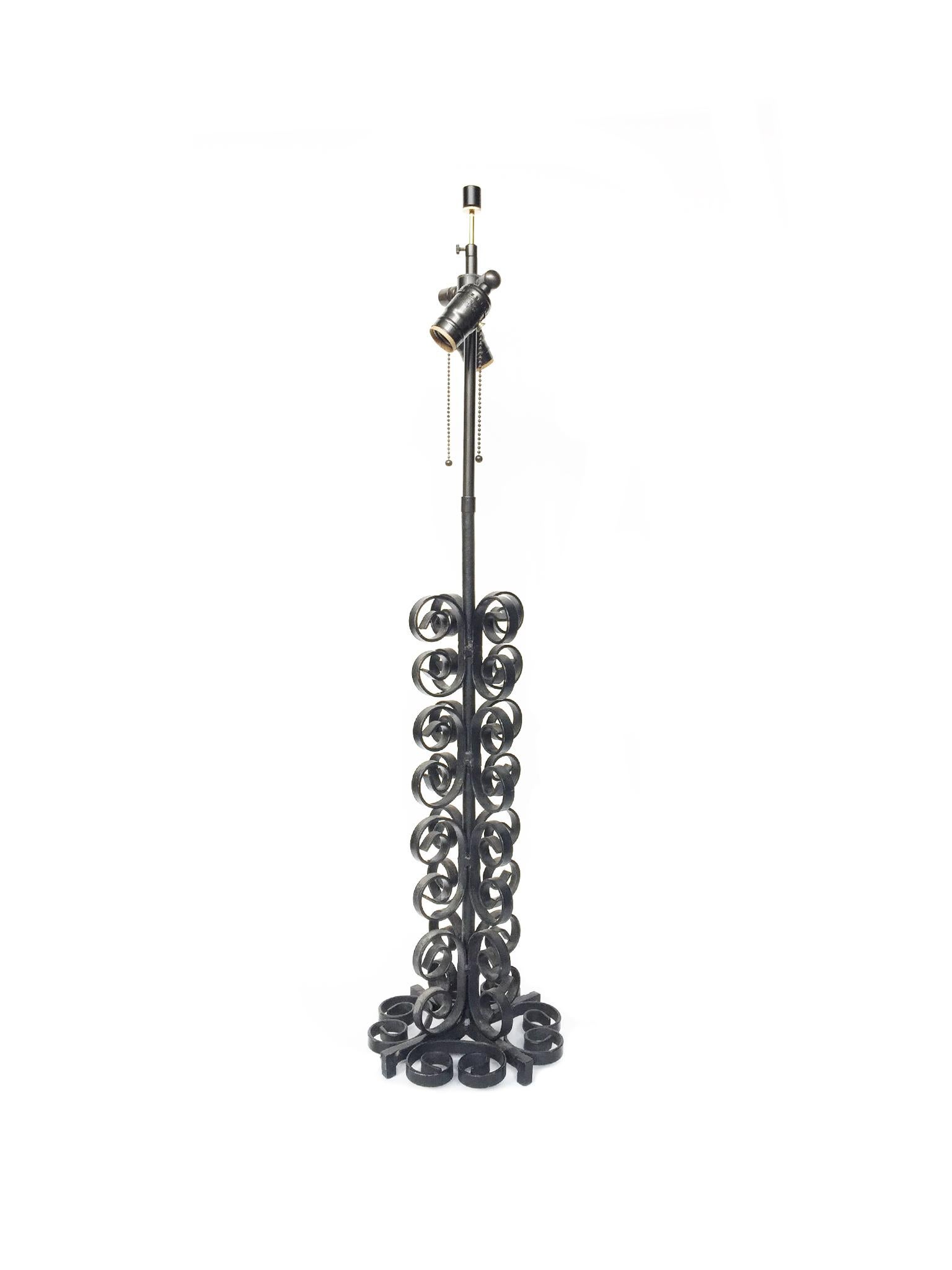 Art Deco Mid-20th Century Wrought Iron Table Lamp in the Style of Paul Kiss