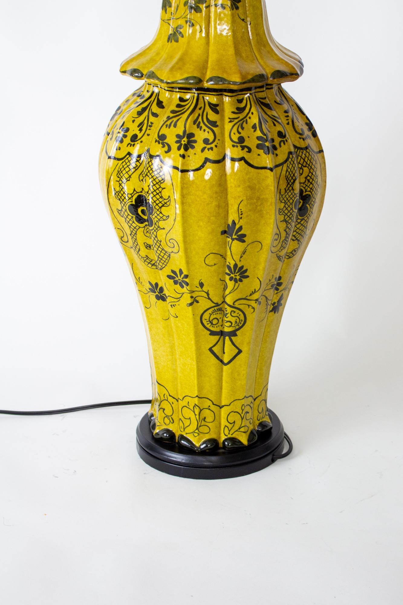 Mid 20th Century Yellow Ceramic Table Lamps, a Pair For Sale 6
