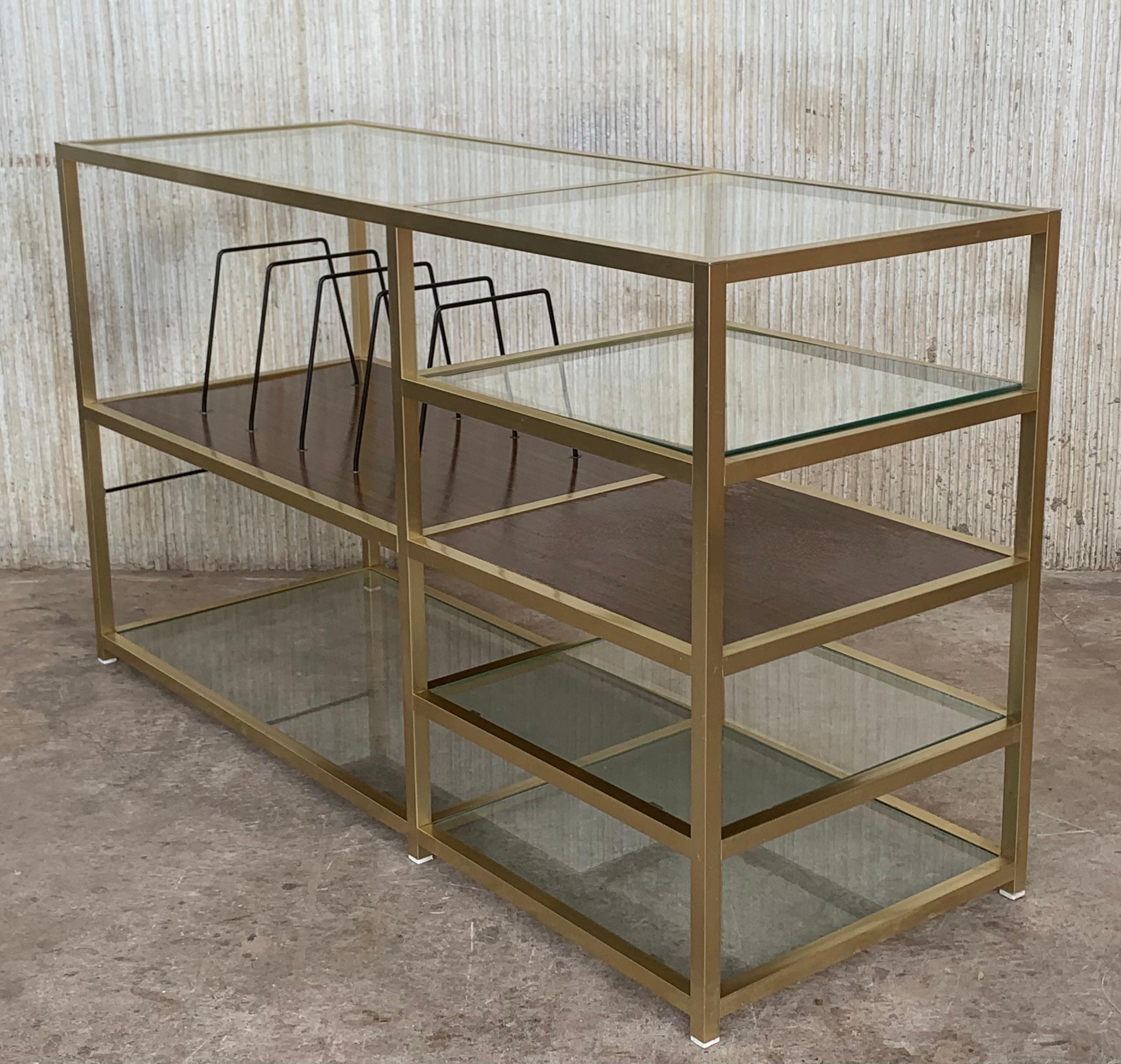 Mid 20th Italian Brass and Glass Record Console Étagère / Display / Bookshelf 3