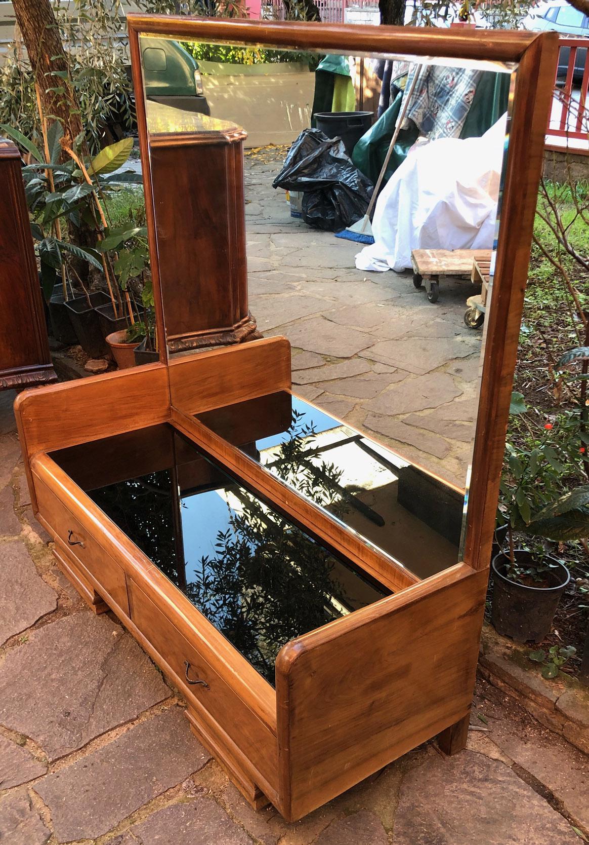 Mid-20th Century Mid 20th Italian Low Sideboard with Black Glass and Mirror For Sale