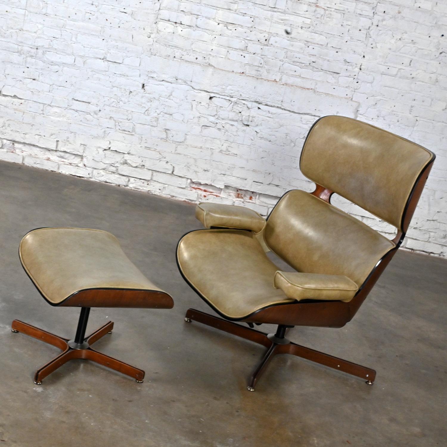 American Mid 20th MCM Mr. Chair Lounge Chair & Ottoman by George Mulhauser for Plycraft For Sale