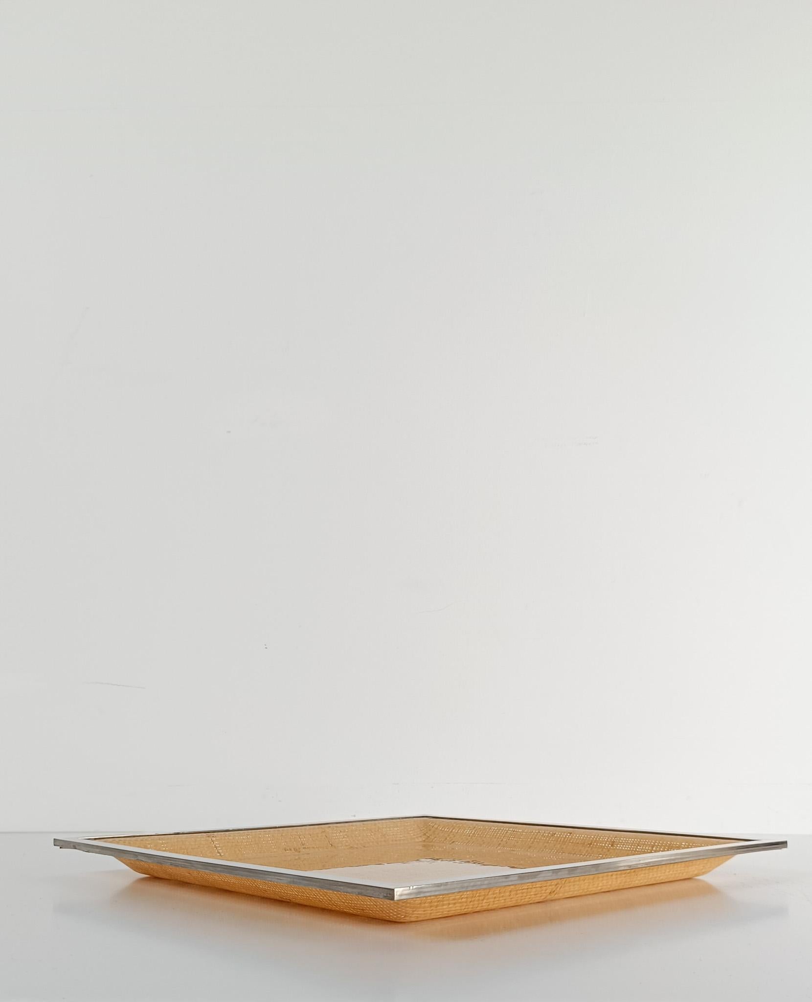 Bandeja de Lucite, Caña Tejida y Cromo de mediados del siglo XX, estilo Dior Home en Bueno estado para la venta en Roma, IT