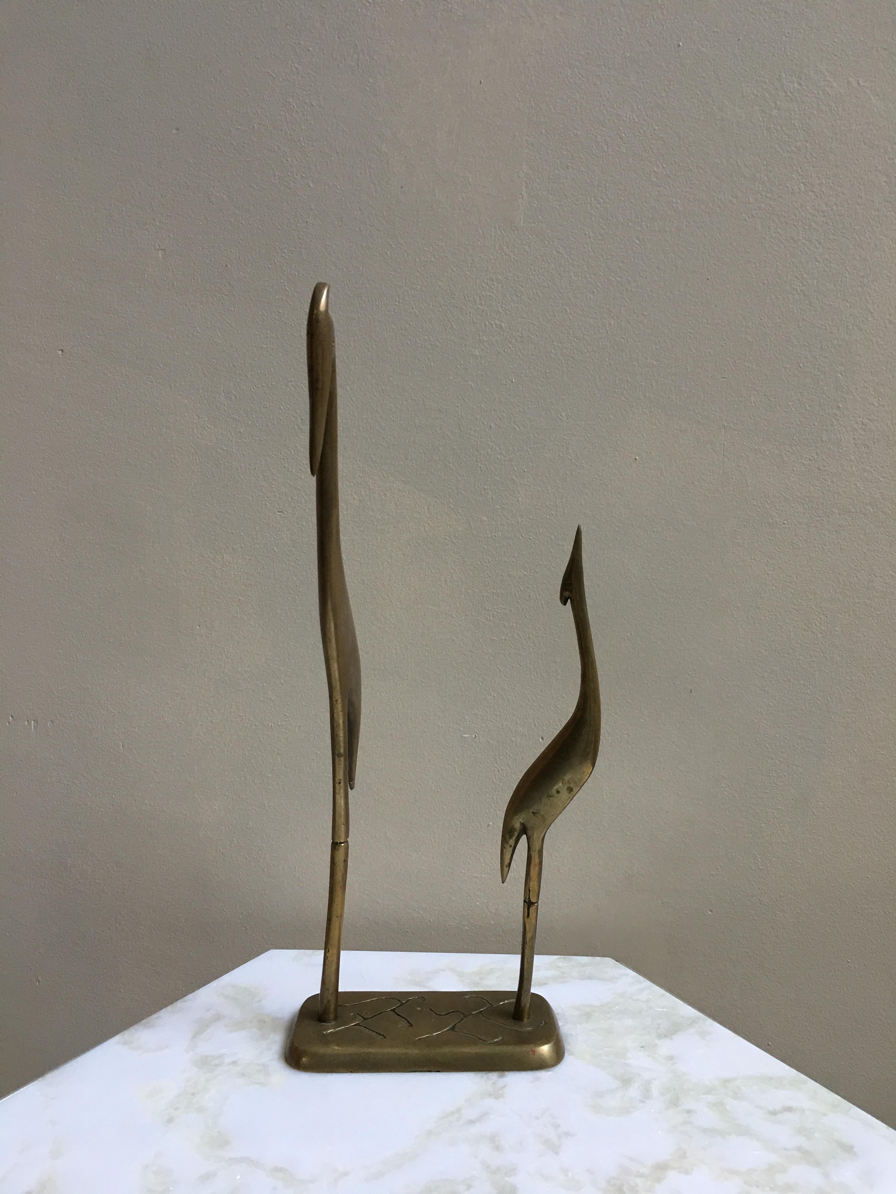 Mid-20th Pair of Brass Herons Sculpture in a Pedestal In Excellent Condition For Sale In Miami, FL