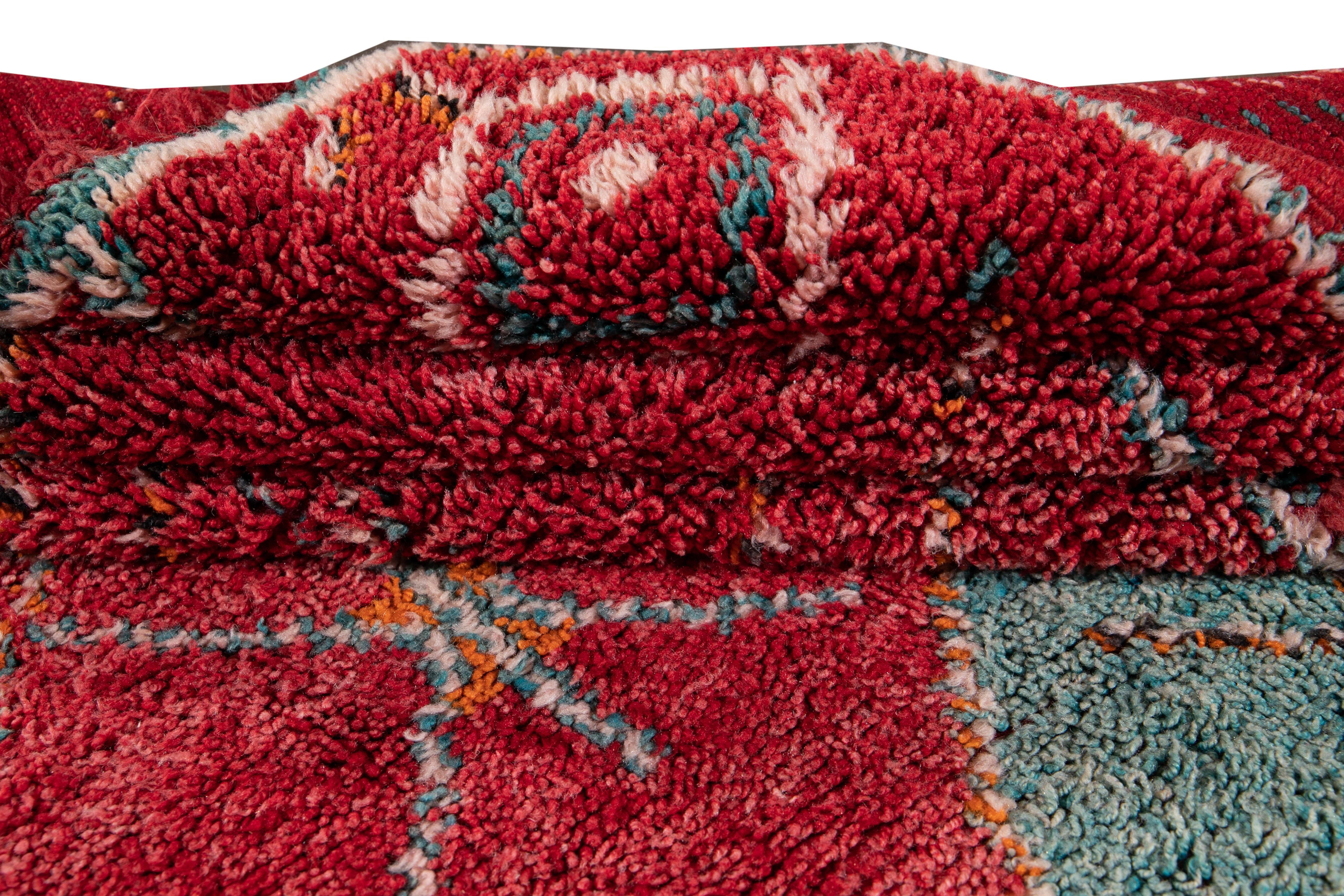 Tapis en laine marocain du milieu du 20e siècle en vente 5