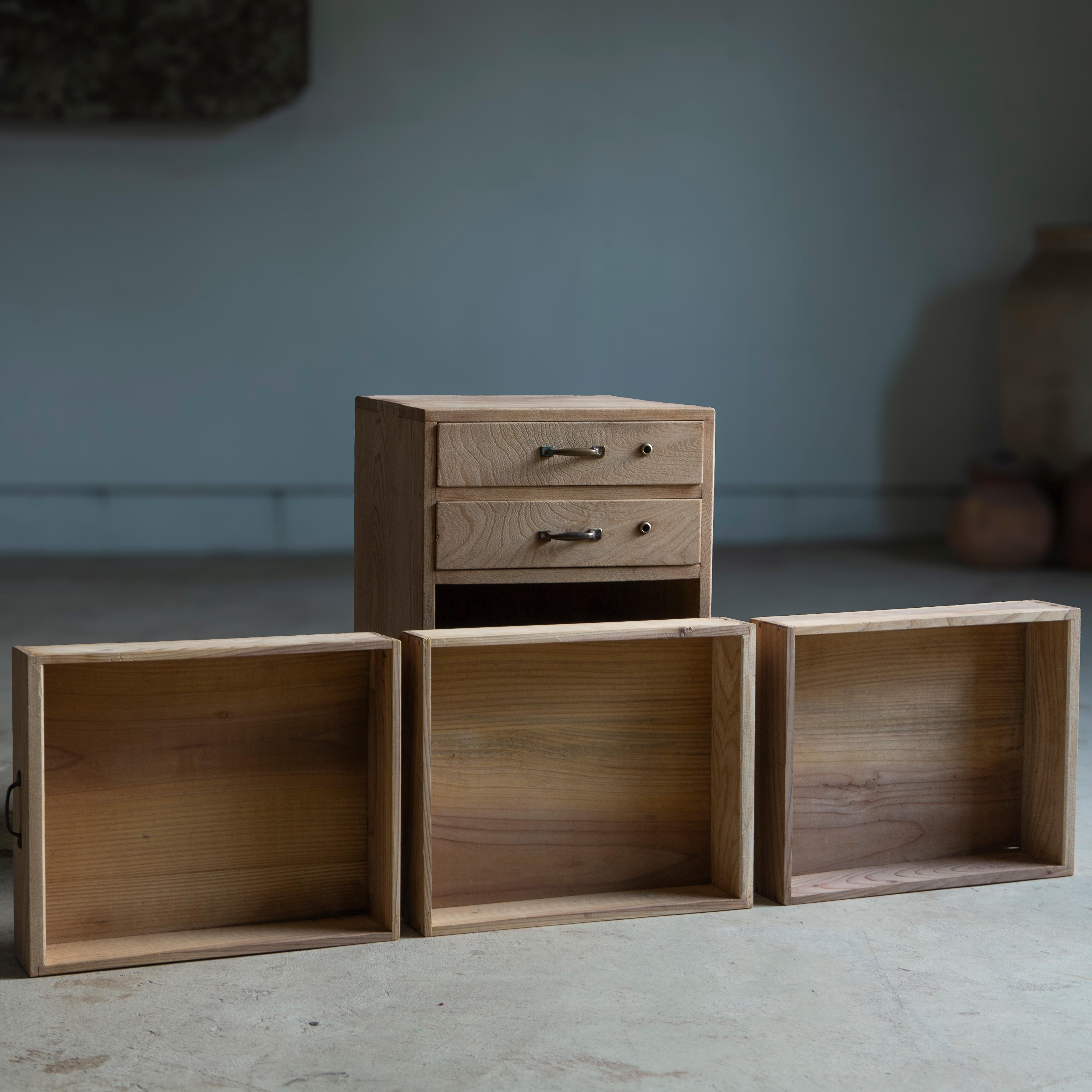 cassettiera wabi sabi, piccola Tansu vintage della metà del 20° secolo giapponese in vendita 9