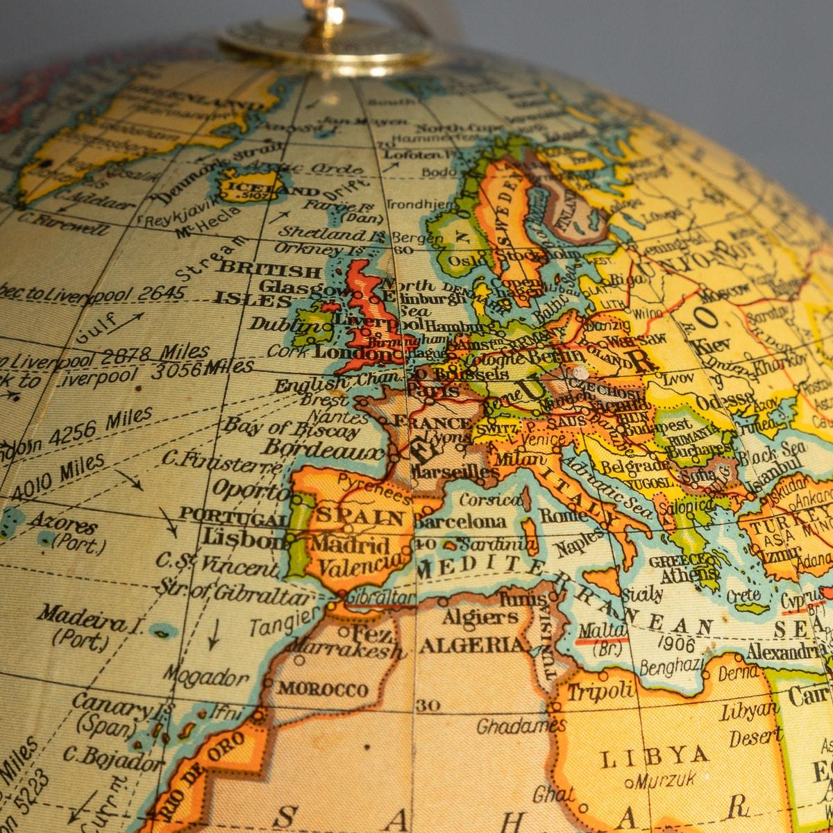 Globe terrestre britannique 10 pouces du milieu du 20e siècle, Geographia 4
