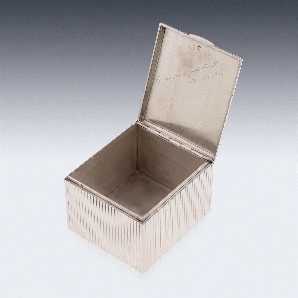 Plata maciza francesa de mediados del siglo XX y oro de 18 quilates, caja de nácar, Dunhill c.1950 en venta 5