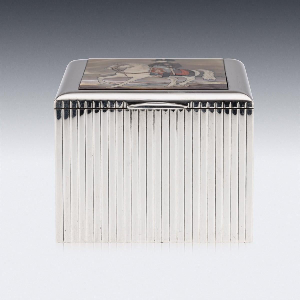 Plata maciza francesa de mediados del siglo XX y oro de 18 quilates, caja de nácar, Dunhill c.1950 en Bueno estado para la venta en Royal Tunbridge Wells, Kent