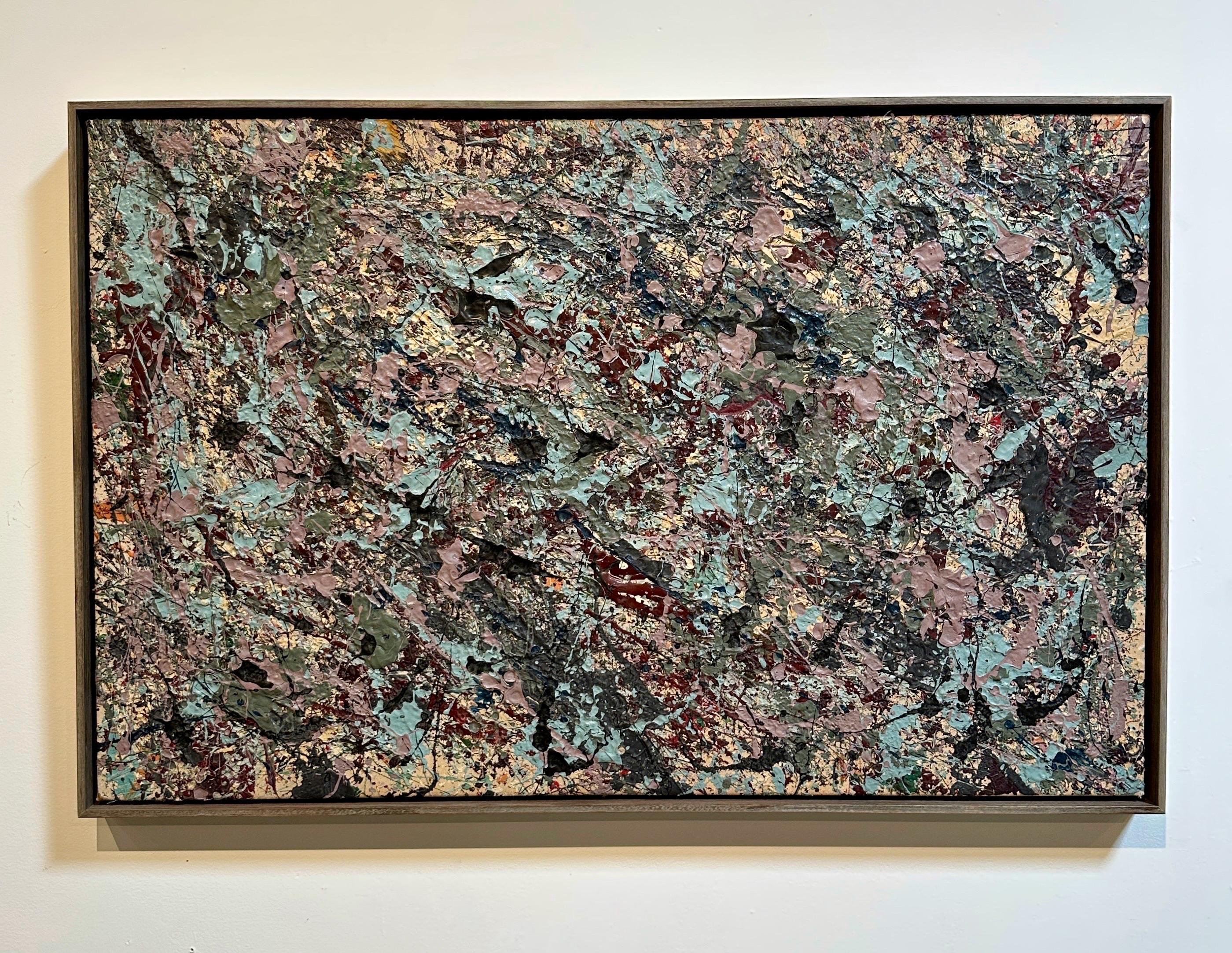 Abstrakte Aktionsmalerei im Stil von Jackson Pollack. Dicke Impasto-Farben werden auf die Leinwand aufgetragen; die Farbpalette reicht von Grauweiß und Beige über Kornblumenblau, Burgunderrot und Lavendel bis hin zu leuchtendem Melonenorange.