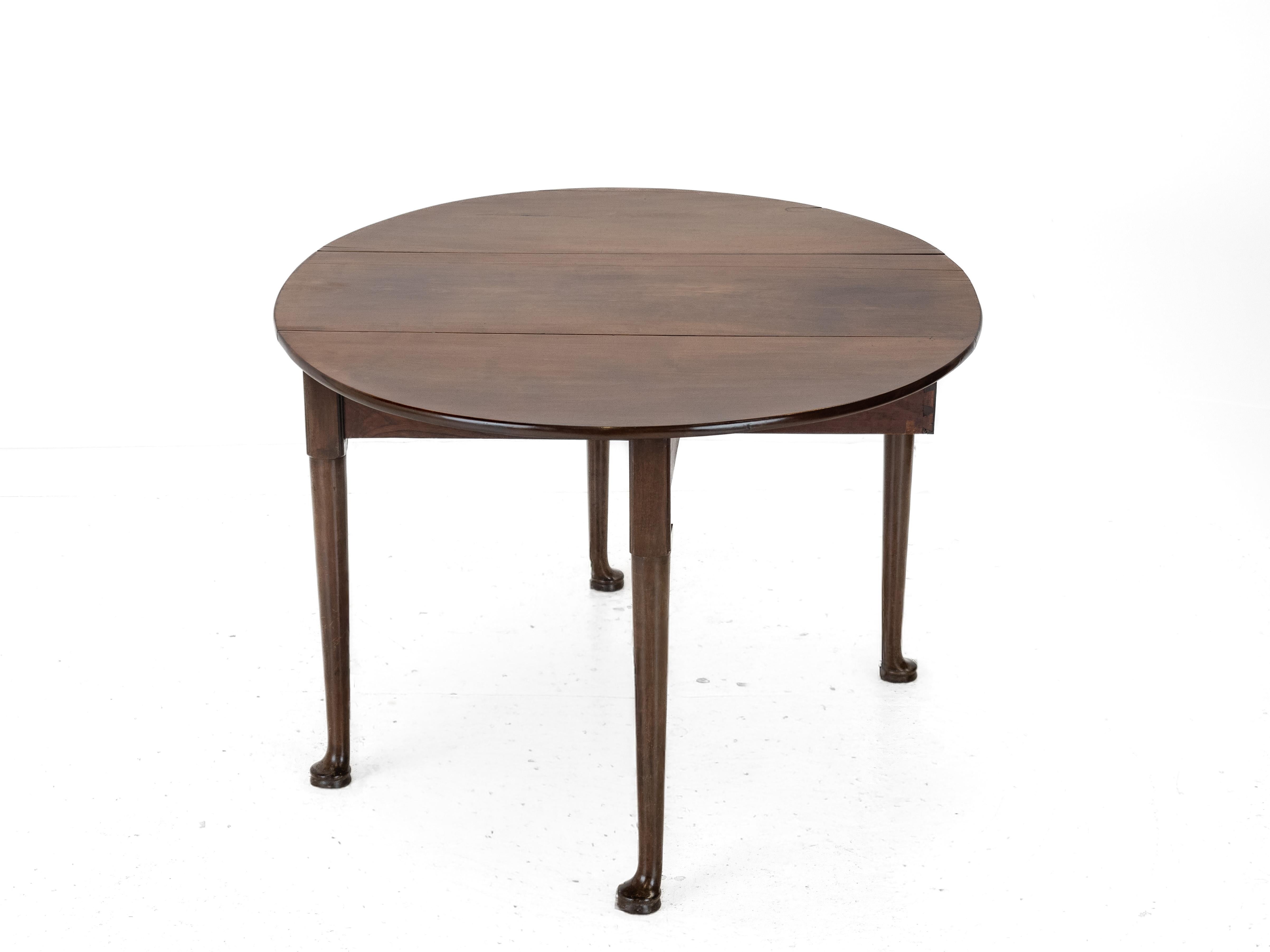 Mid-c18th George II Mahogany Oval Drop-Leaf Gateleg Dining Table (Georgian c1750 For Sale 1