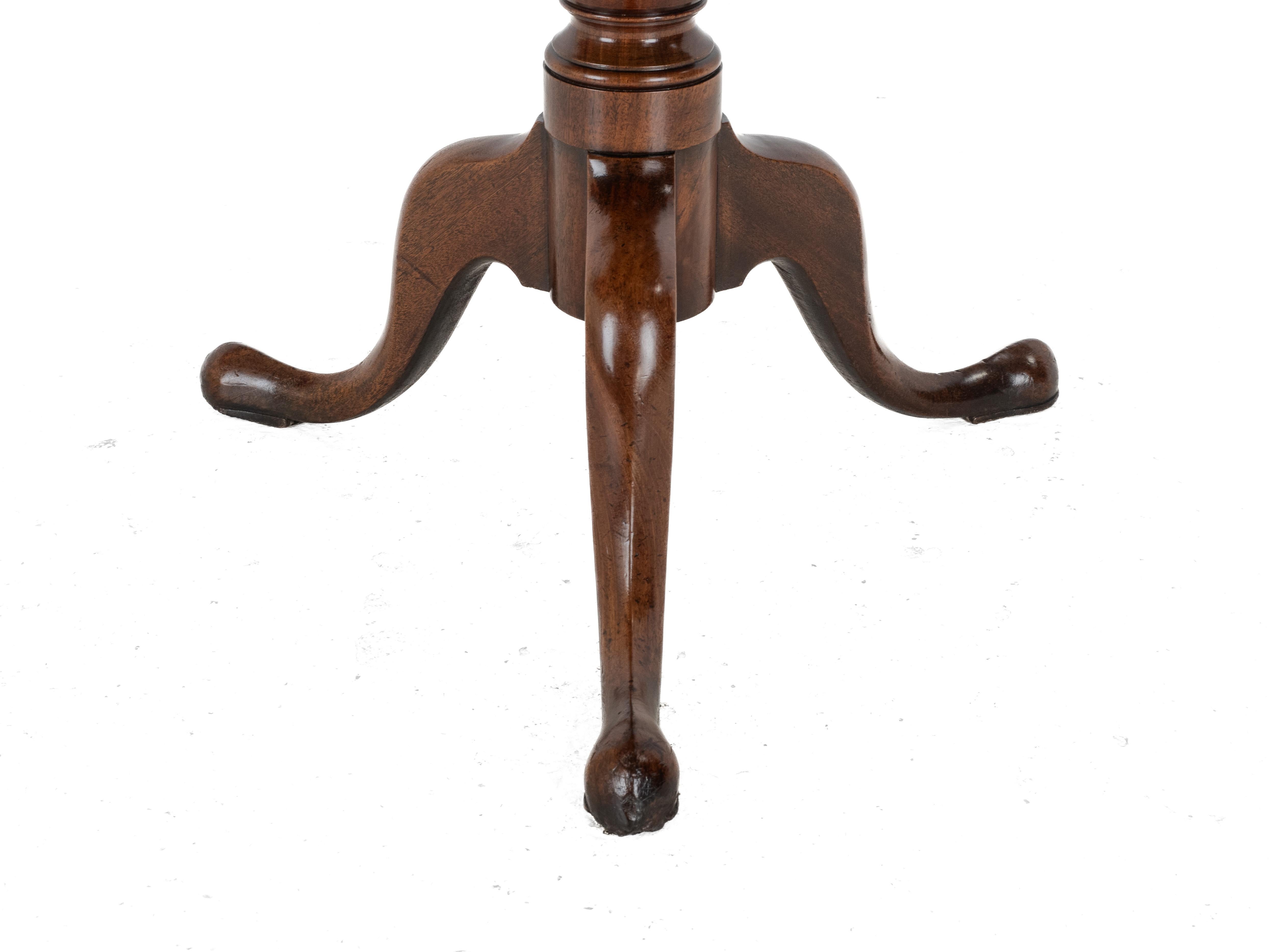 Mid-c18th Georgian Mahogany Birdcage Tripod Tilt-Top Supper Table c1760 For Sale 11