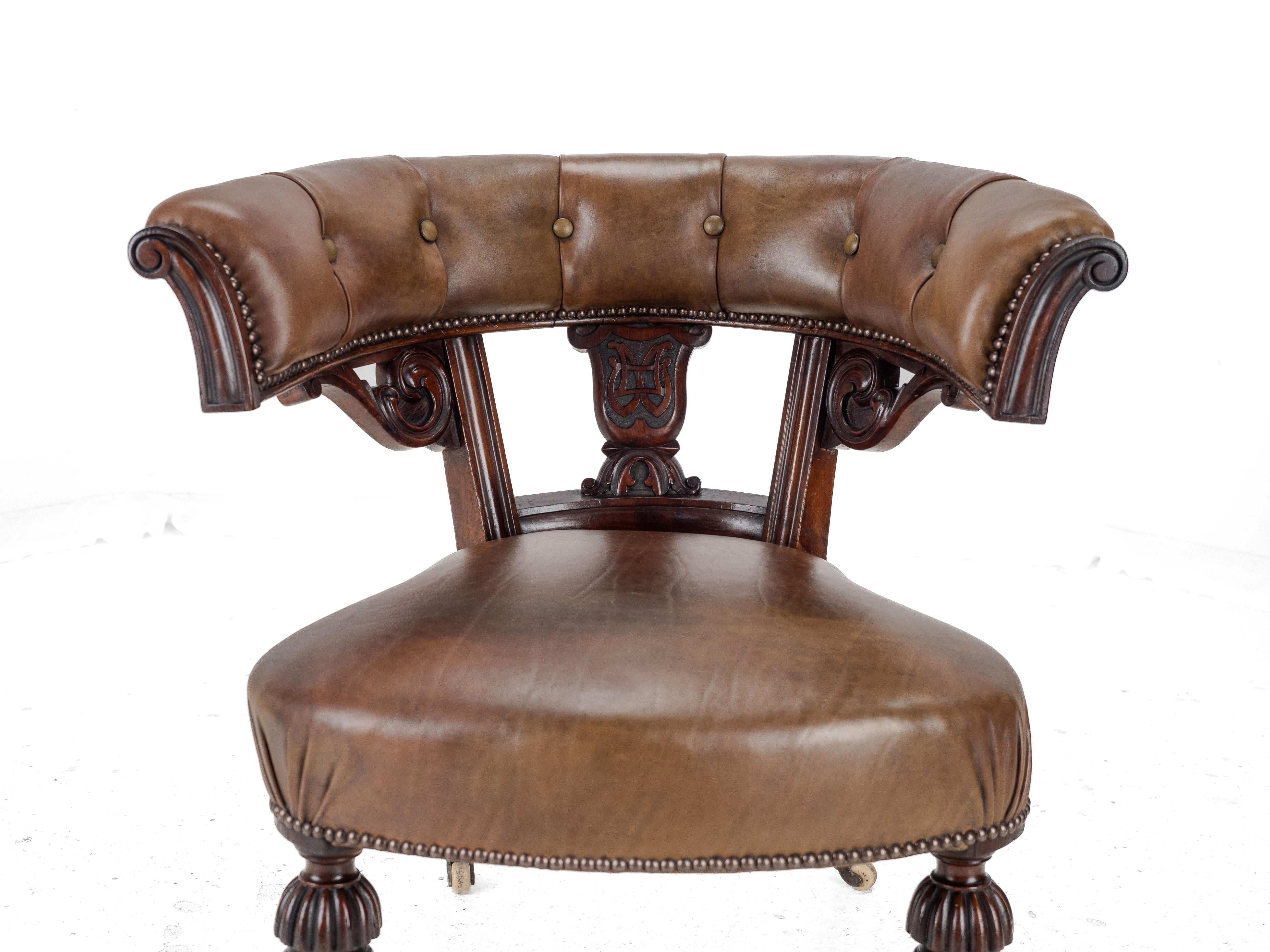 A.I.C C. en acajou, milieu du 19e siècle, fauteuil de bibliothèque en cuir (Victorien, chaise de capitaine) en vente 5