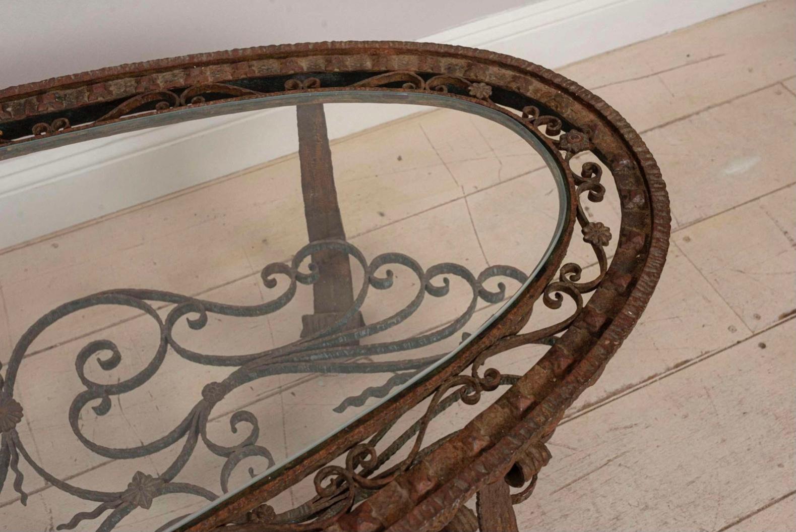 Mid-Century Modern Table basse en fer forgé espagnole du milieu du 20e siècle en vente