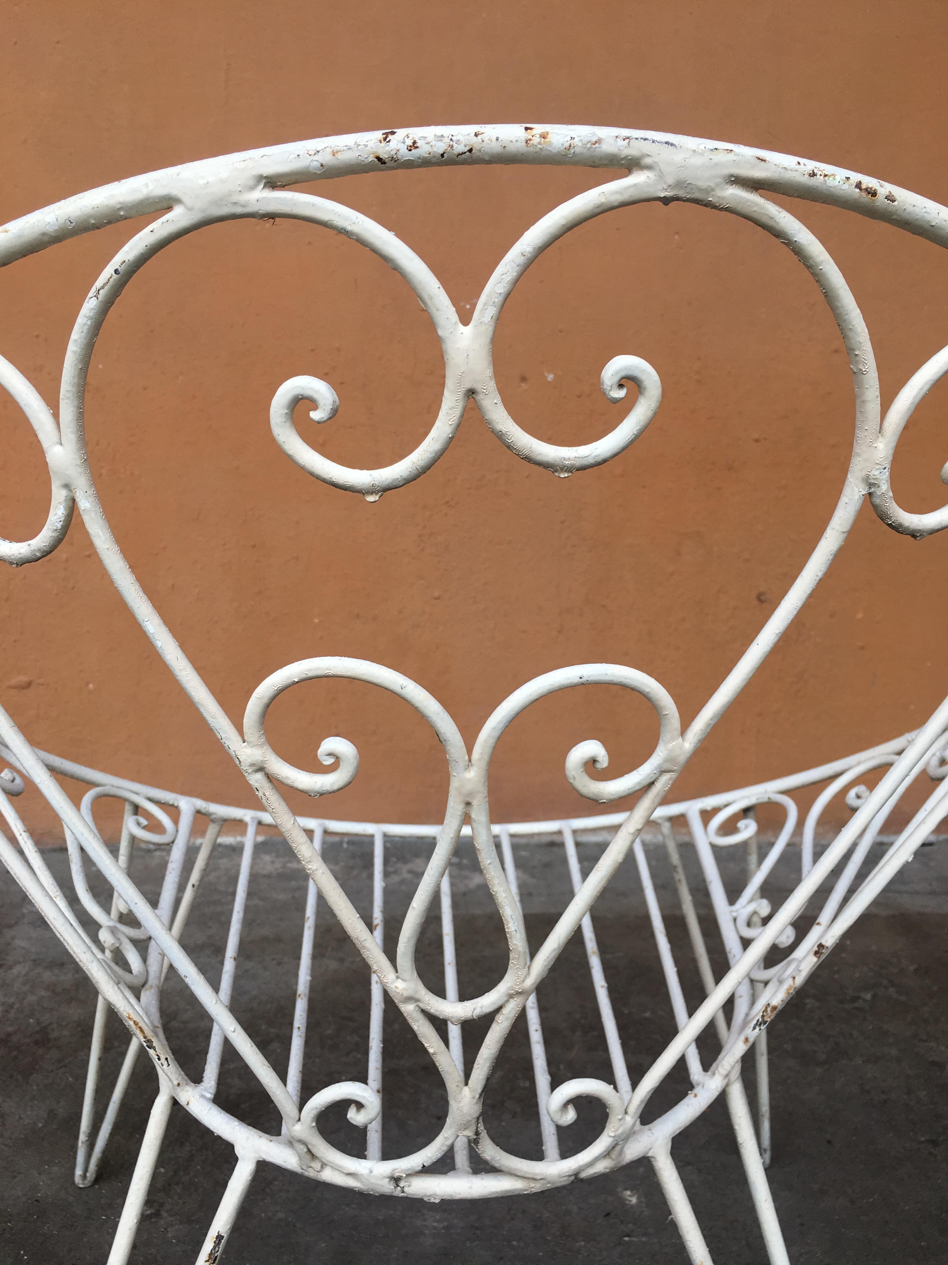 Mid-Century Modern French Set of 8 White Lacquered Iron Garden Chairs, 1960s 3
