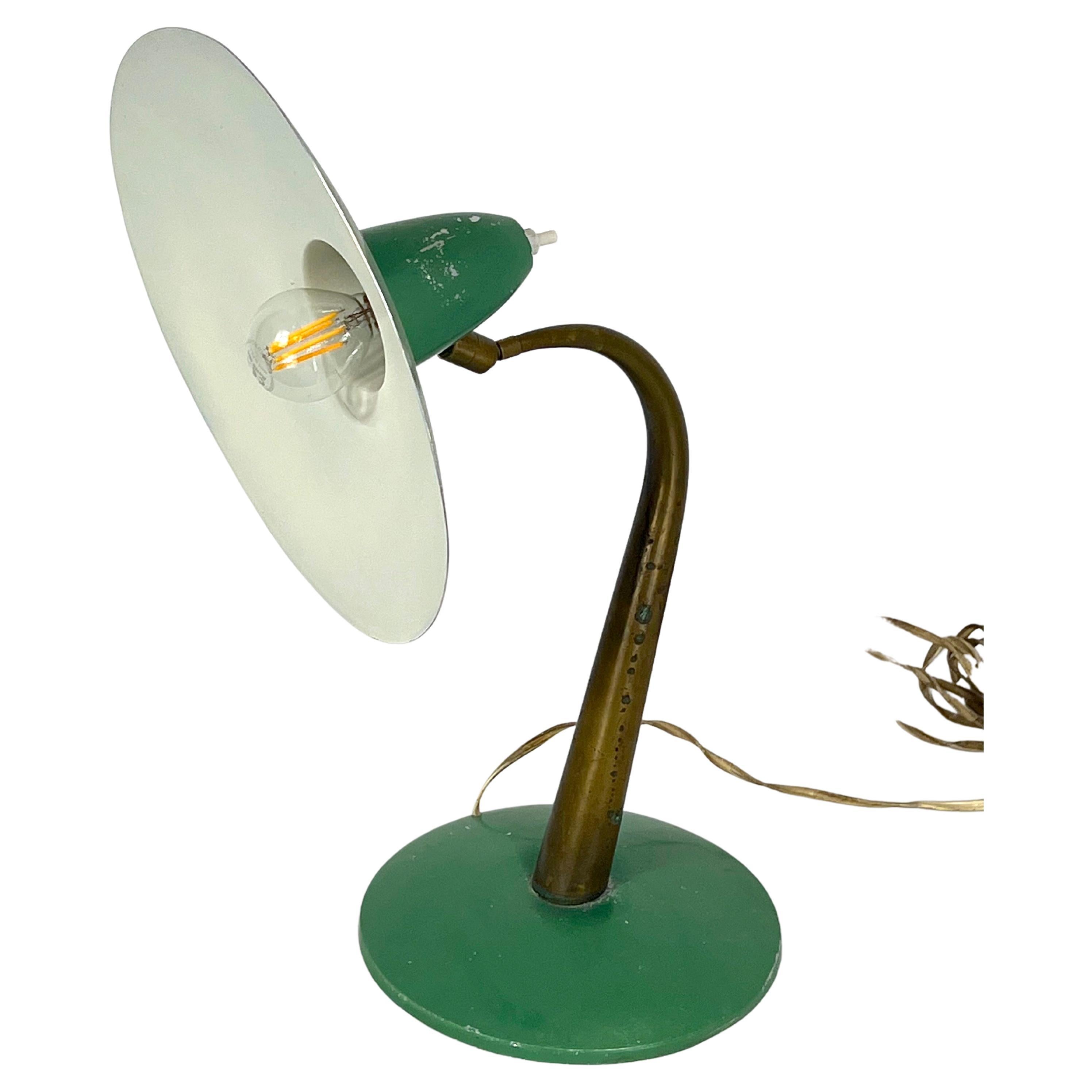 Mid-Cenrury Italian Modern Brass and Green Lacquer Table Lamp from 50s For Sale
