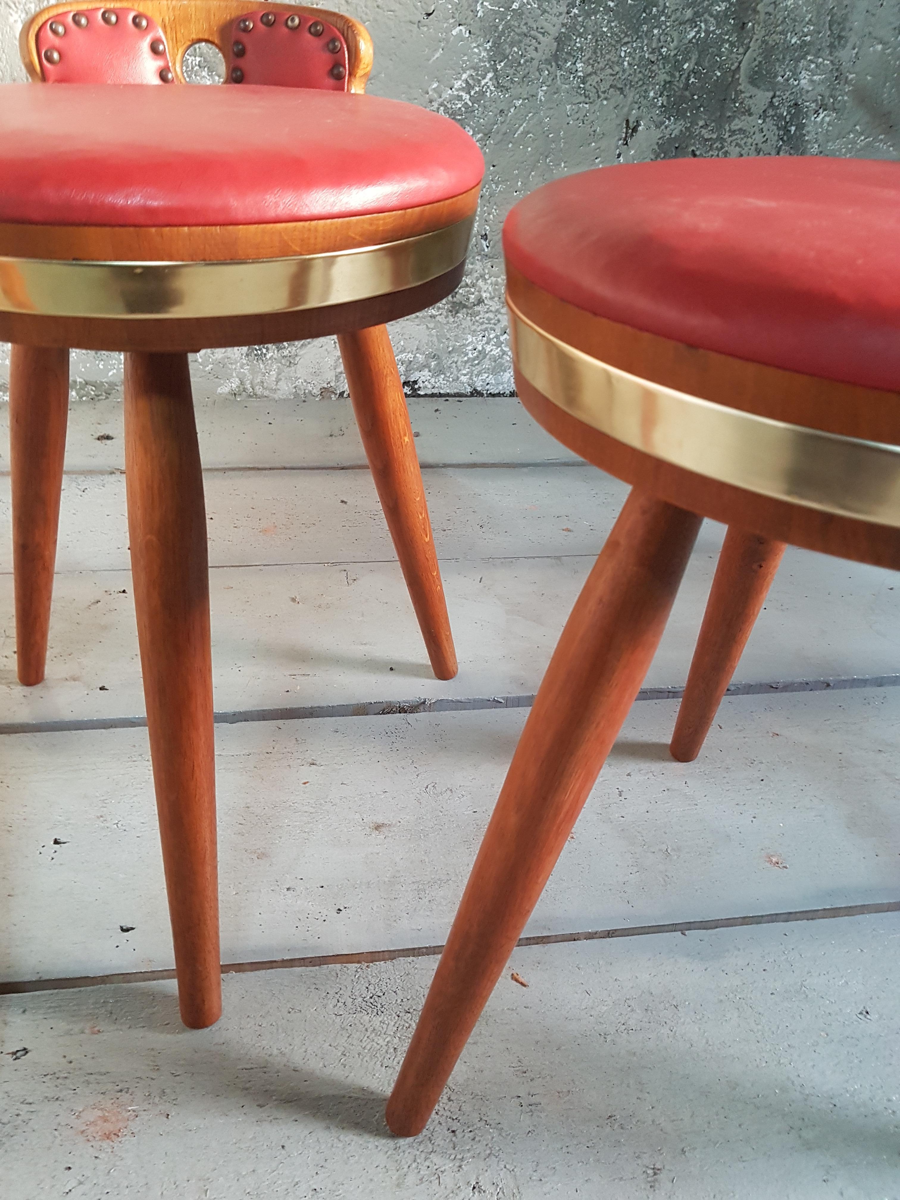 Midcenrury Set of 3 Rustic Provincial Country Stools, France, 1950s For Sale 4