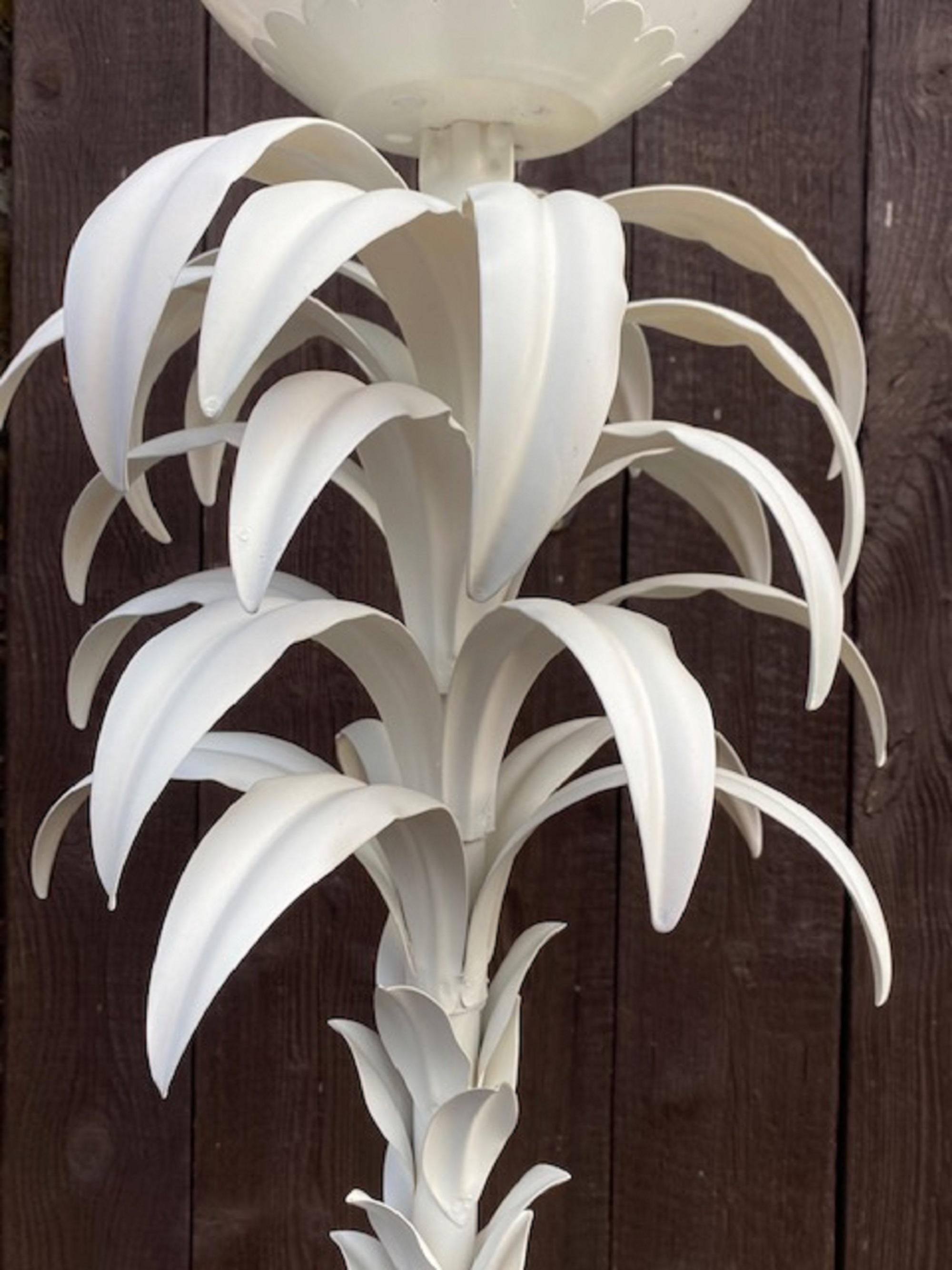 Mid-Century Modern Mid-Cent White Palm Tree Floor Lamp in the Manner of Sergio Terzani, French 1970 For Sale