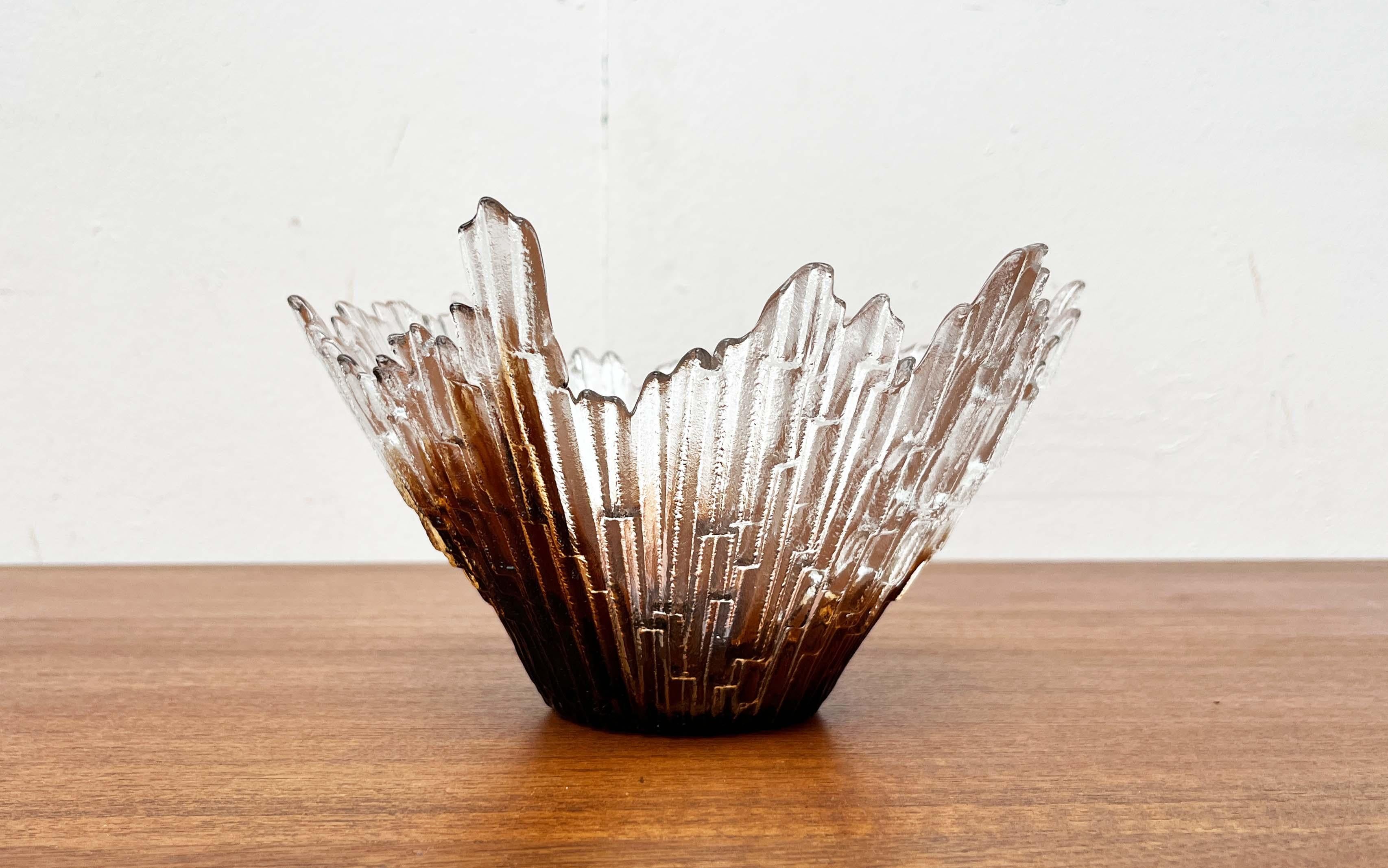 Finnish Mid-Center Modern Revontulet Glass Bowl by Tauno Wirkkala for Humppila Finland For Sale