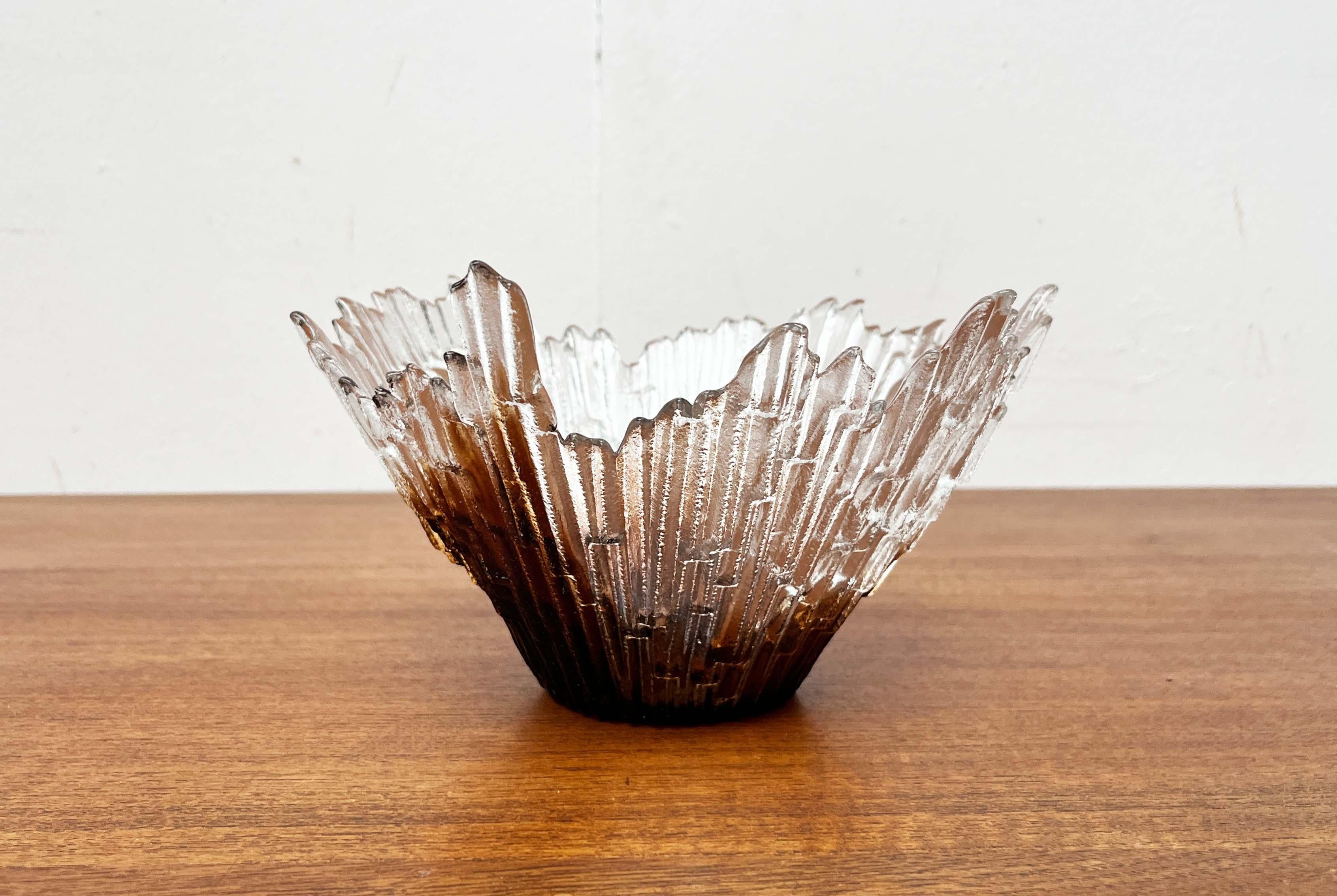 20th Century Mid-Center Modern Revontulet Glass Bowl by Tauno Wirkkala for Humppila Finland For Sale