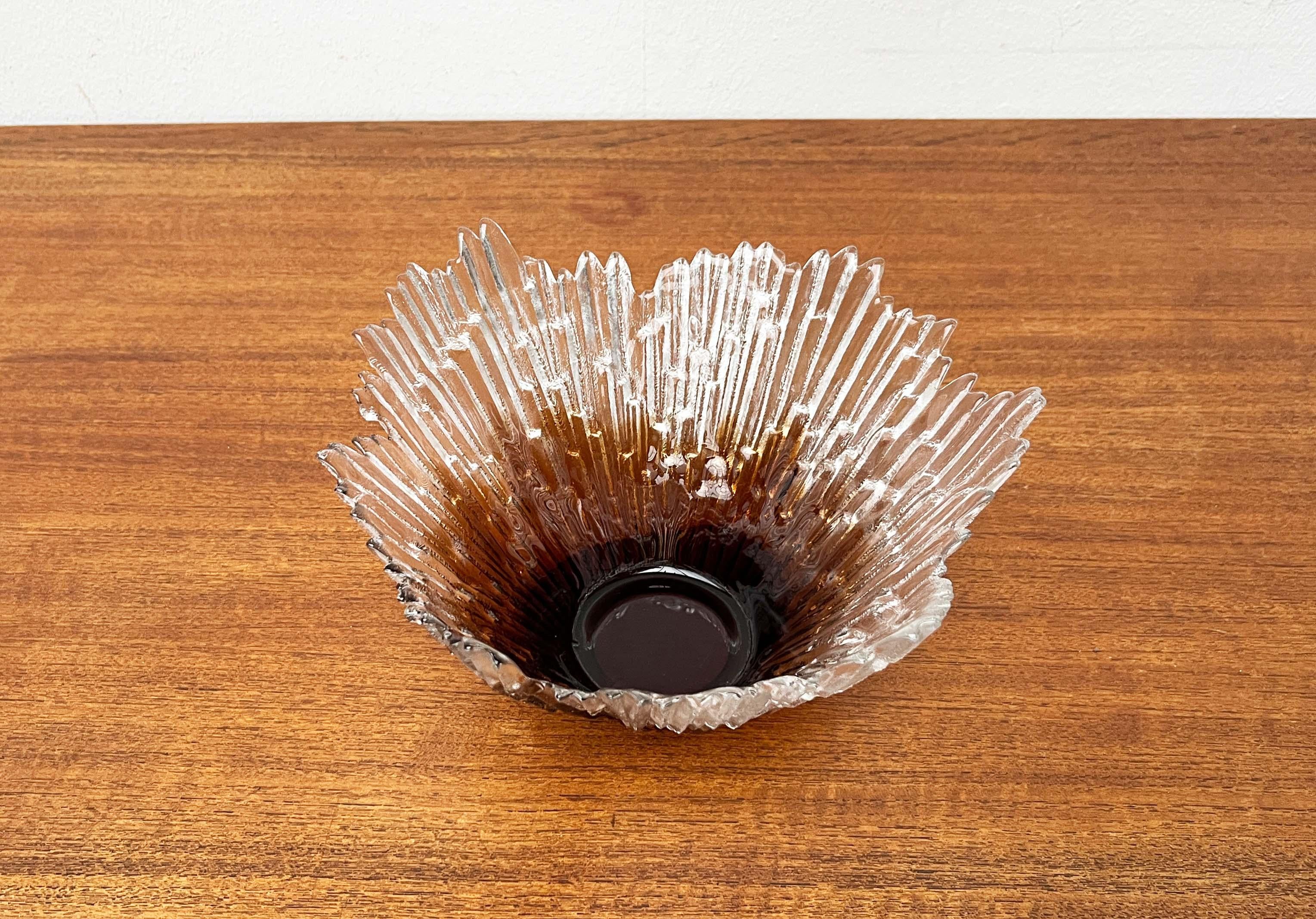 Mid-Center Modern Revontulet Glass Bowl by Tauno Wirkkala for Humppila Finland For Sale 1