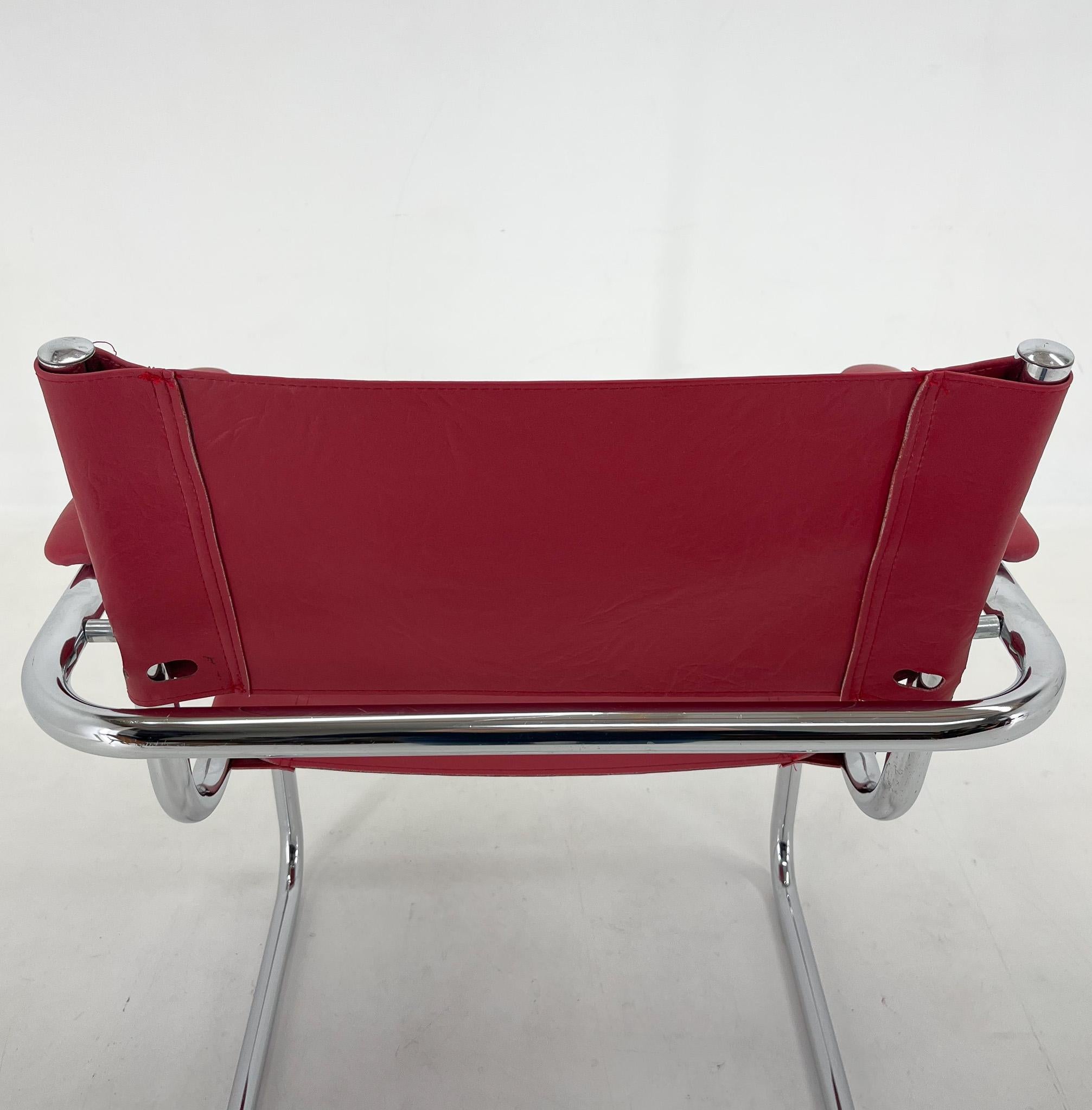 Mid-centrury Chrome   Tubular Chair, 1970's For Sale 4