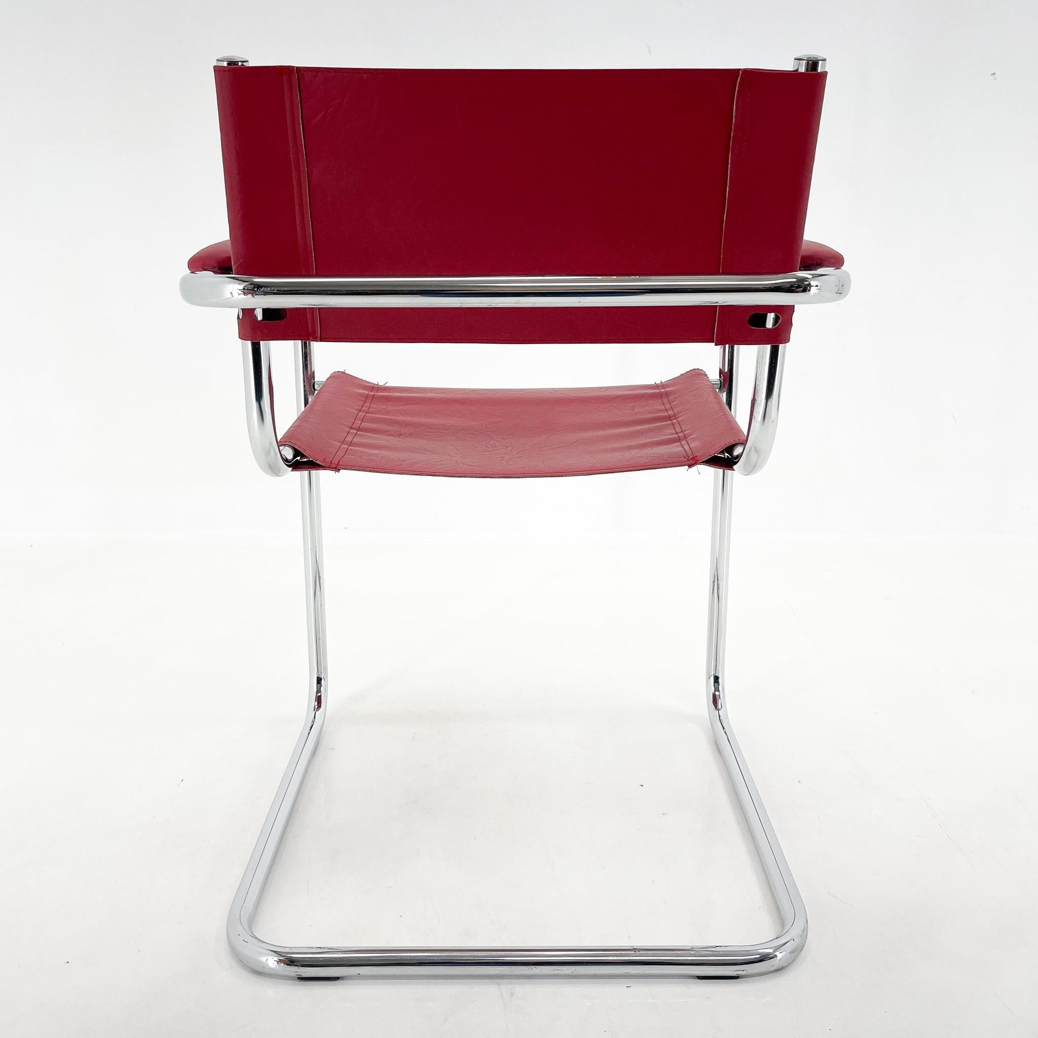 Mid-centrury Chrome   Tubular Chair, 1970's In Good Condition For Sale In Praha, CZ