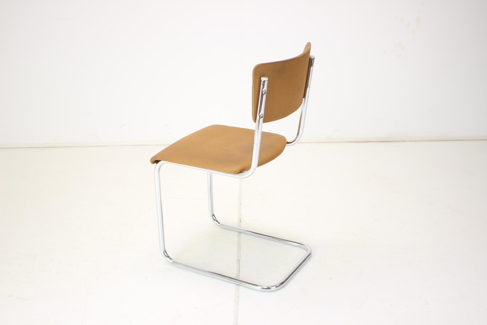 Mid-Century Modern Mid-centrury Chrome Tubular Chair Kovonax Z-303, 1970's For Sale