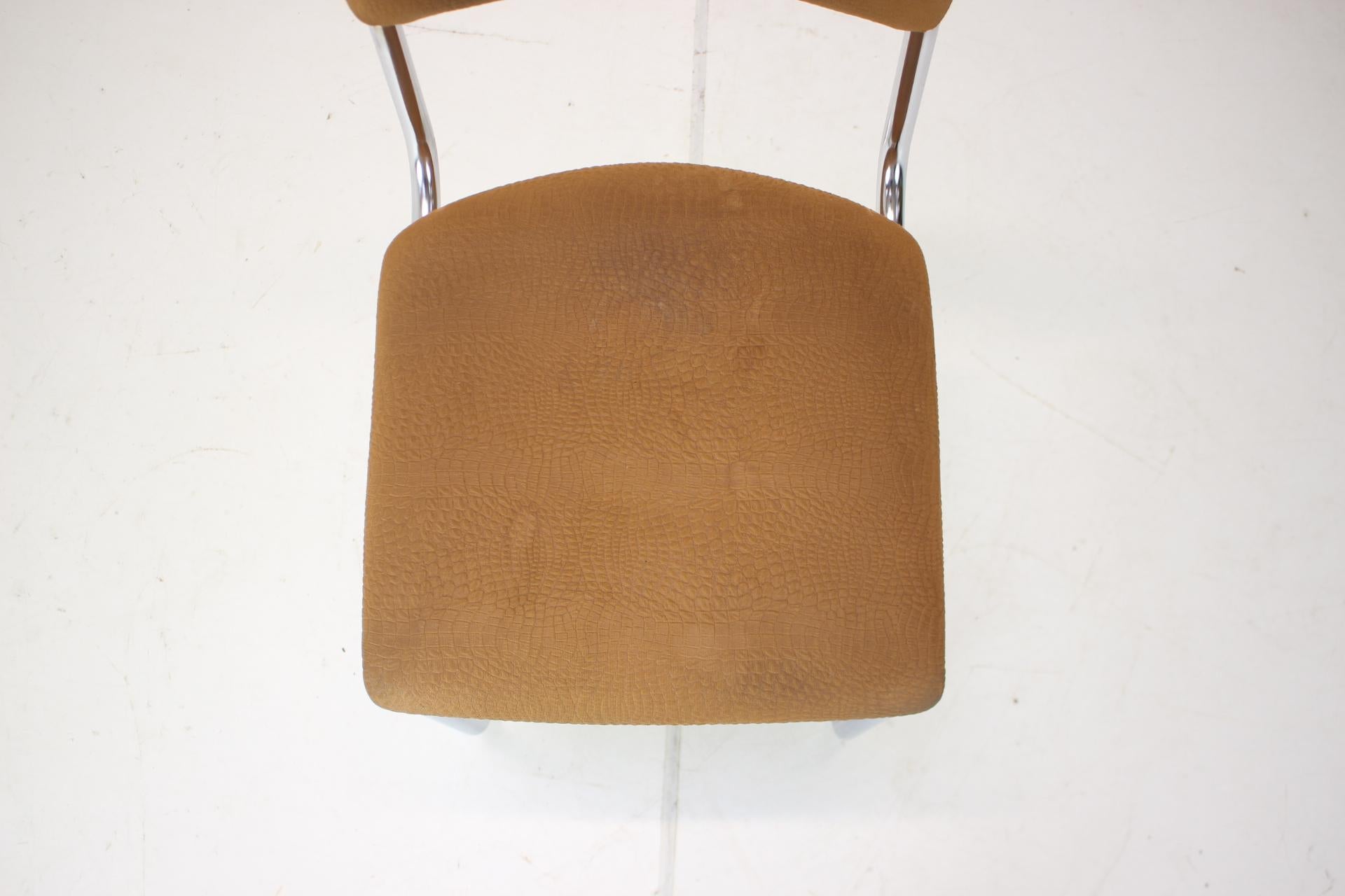 Mid-centrury Chrome Tubular Chair Kovonax Z-303, 1970's For Sale 1