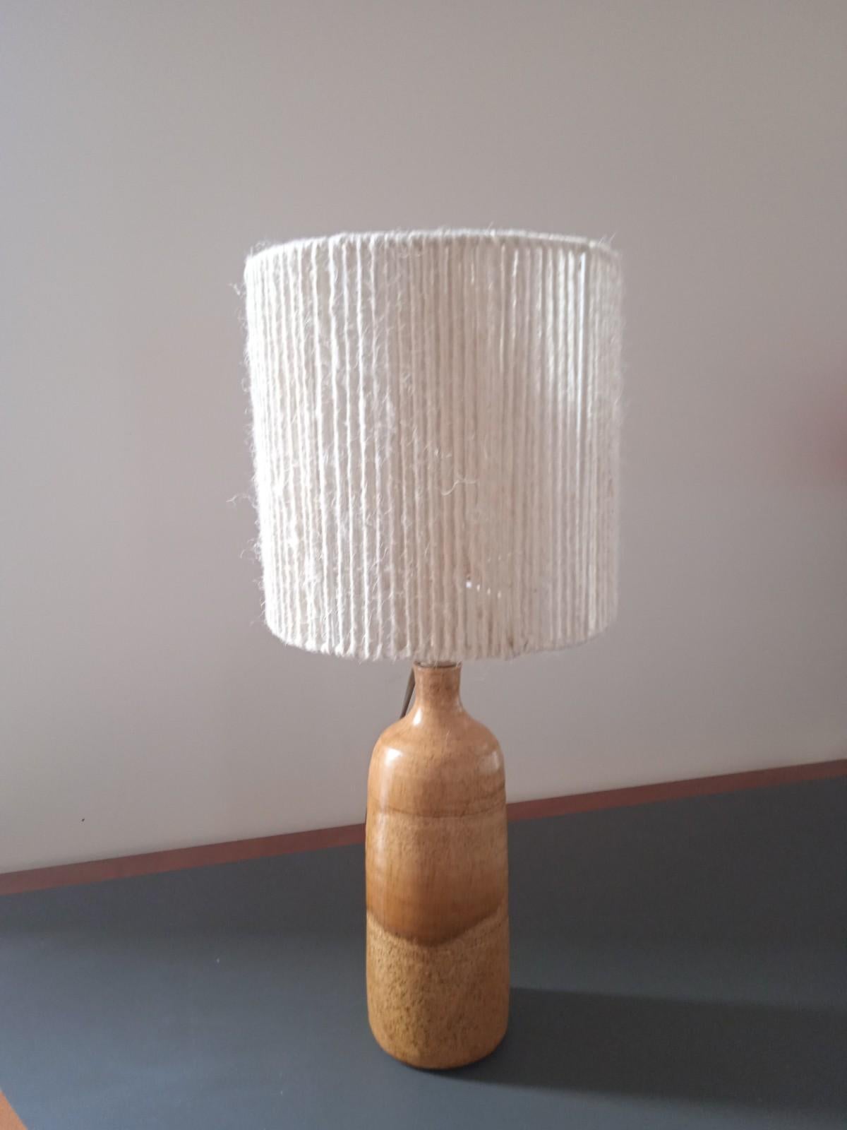 Mid-Centrury French Ceramic Table Lamp with Lampshade in Rope For Sale 1