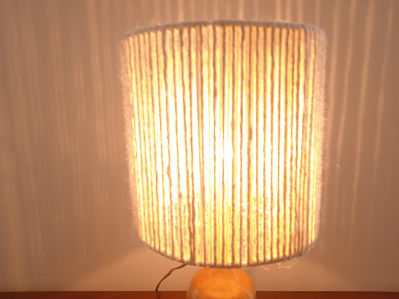 Mid-Centrury French Ceramic Table Lamp with Lampshade in Rope For Sale 3