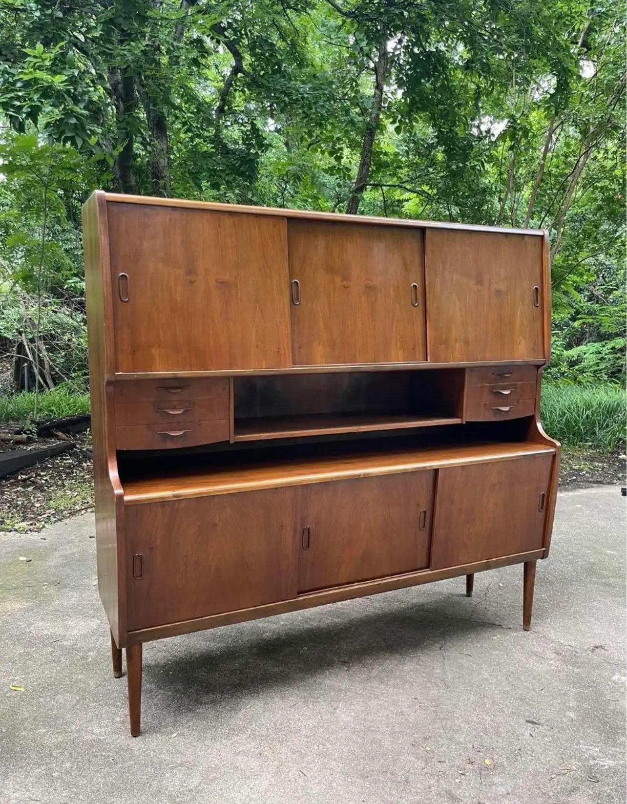 Mid-Century Modern Mid-Centry Walnut Danish Highboard Sideboard