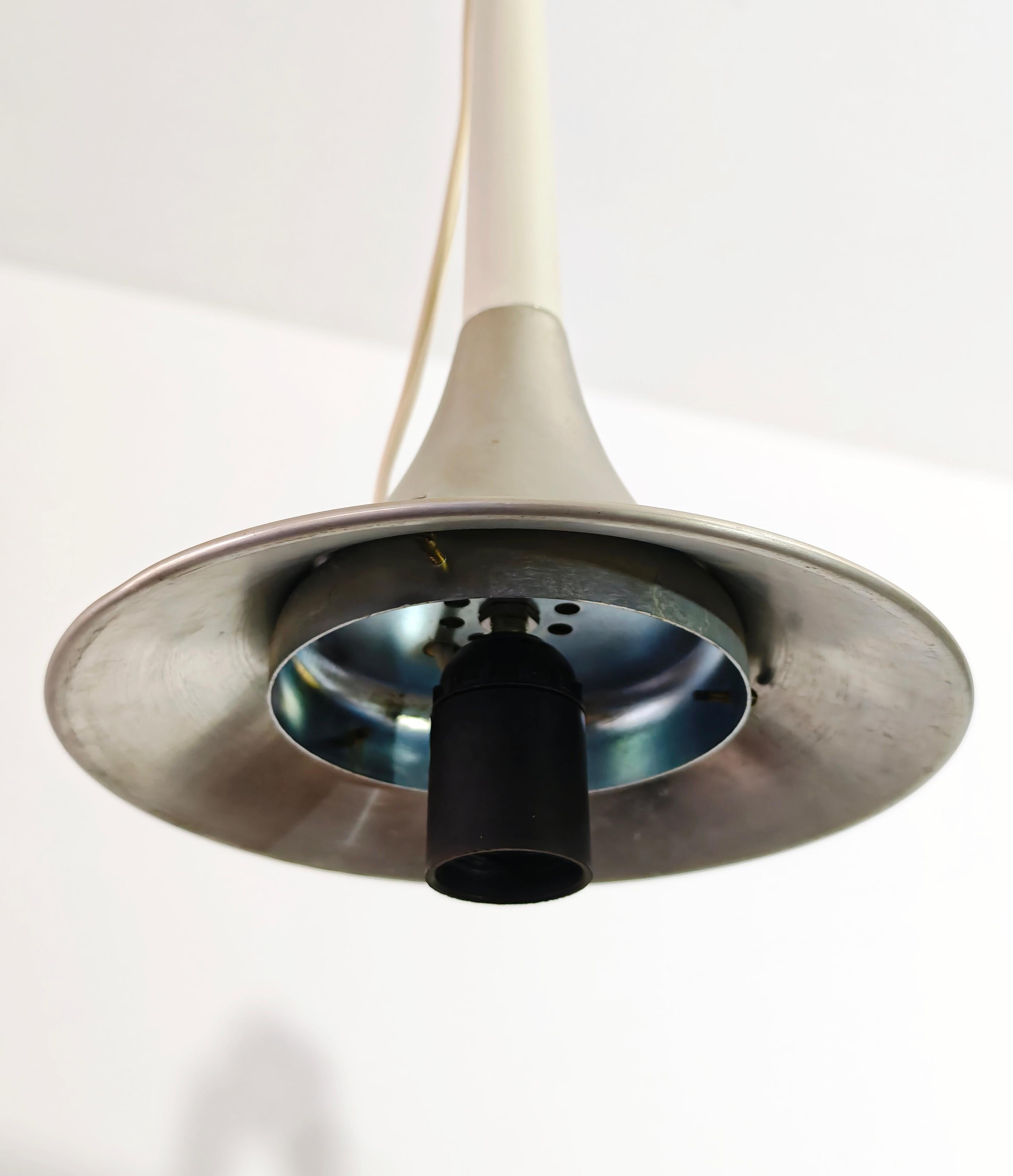 Smaltato Lampada da soffitto in vetro lattimo e alluminio di Esperia Italia, metà del secolo scorso in vendita