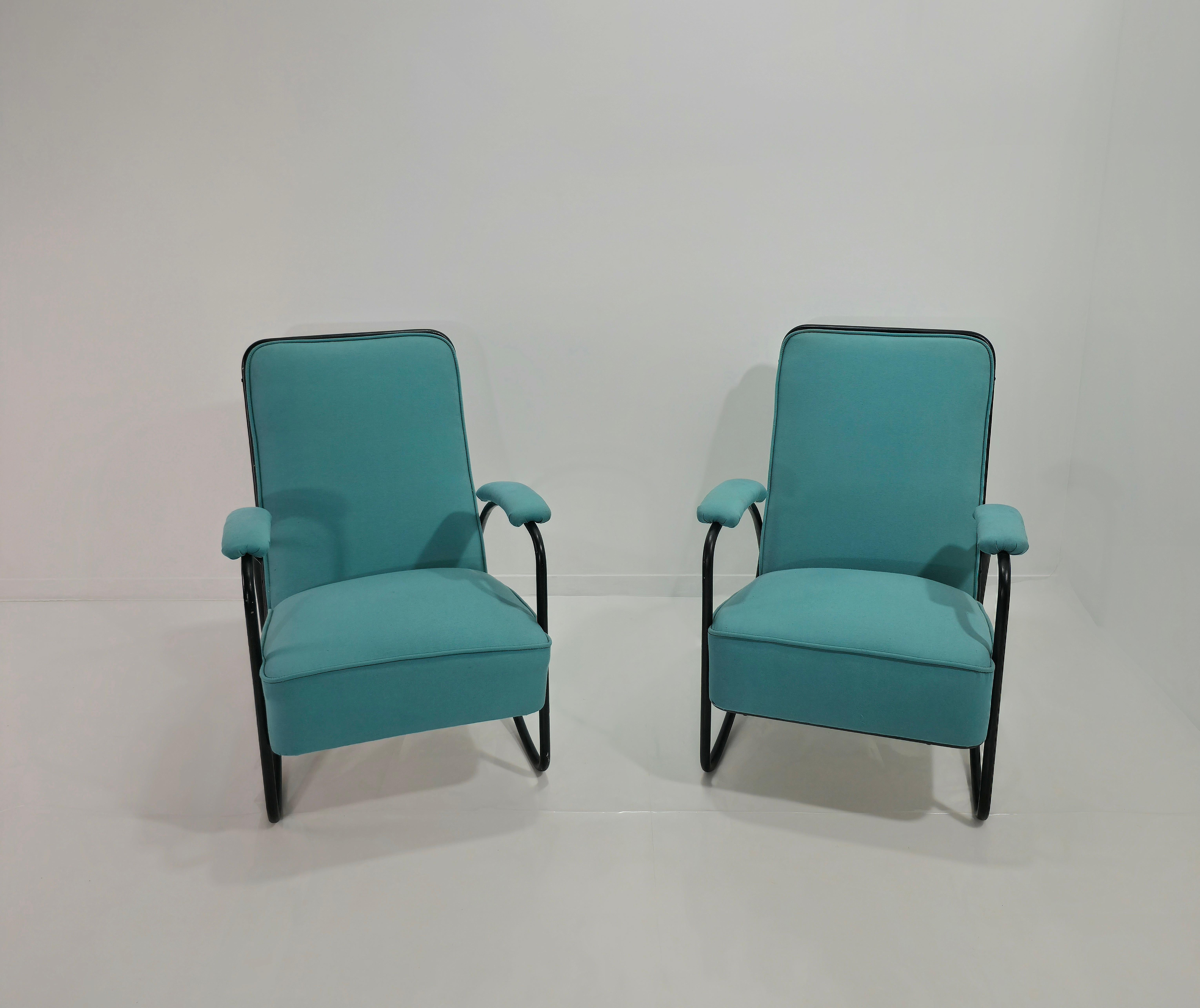 Mid-Centuri Modern Two armchairs in painted metal and fabric Design Italy 1960s For Sale 3